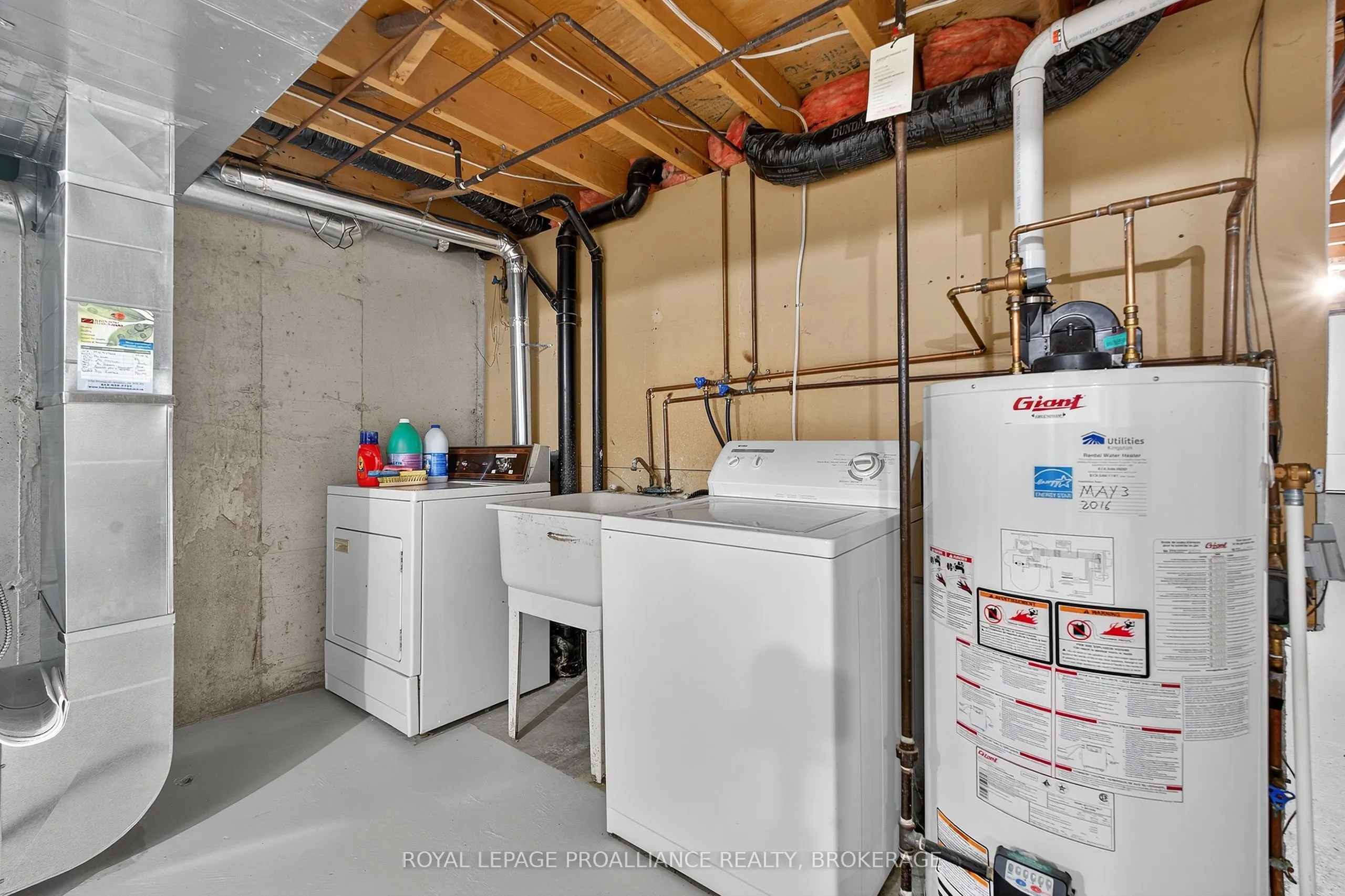 44 St Pauls Place, #1006