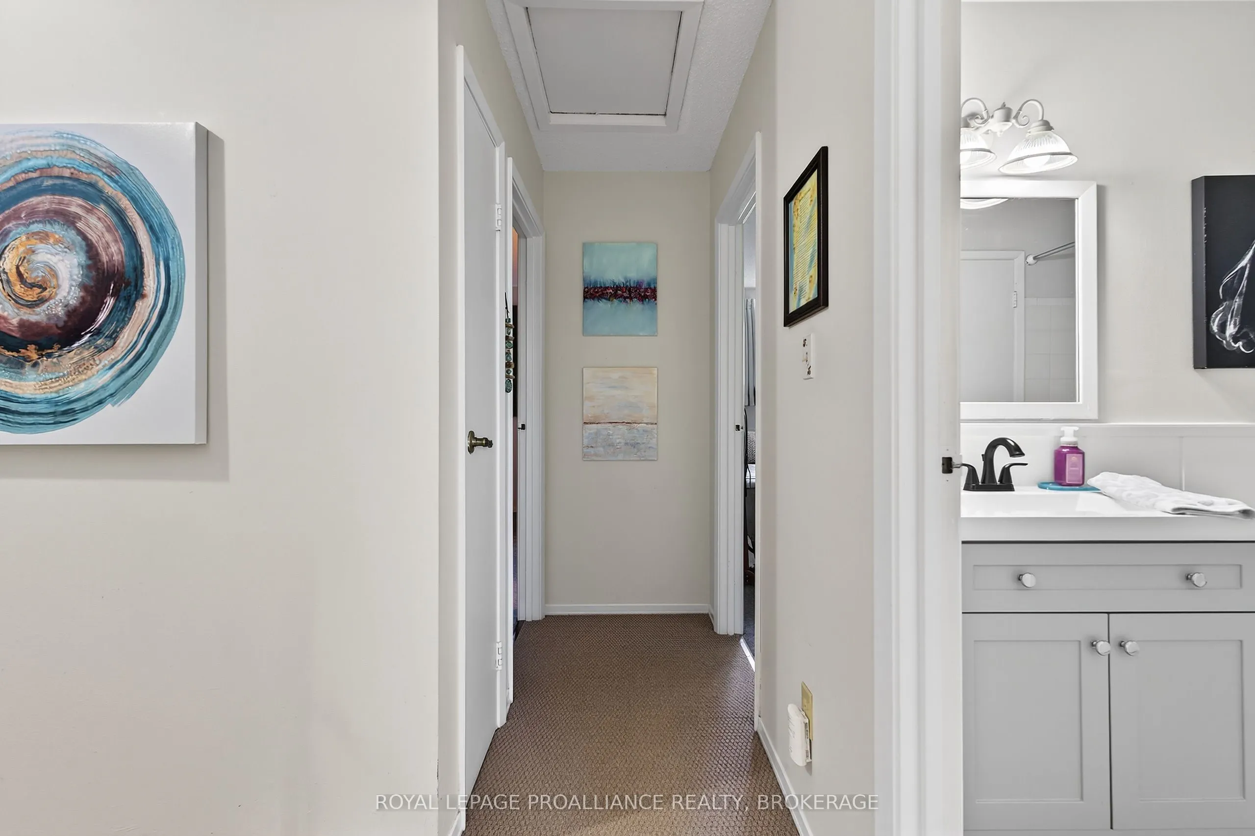 44 St Pauls Place, #1006