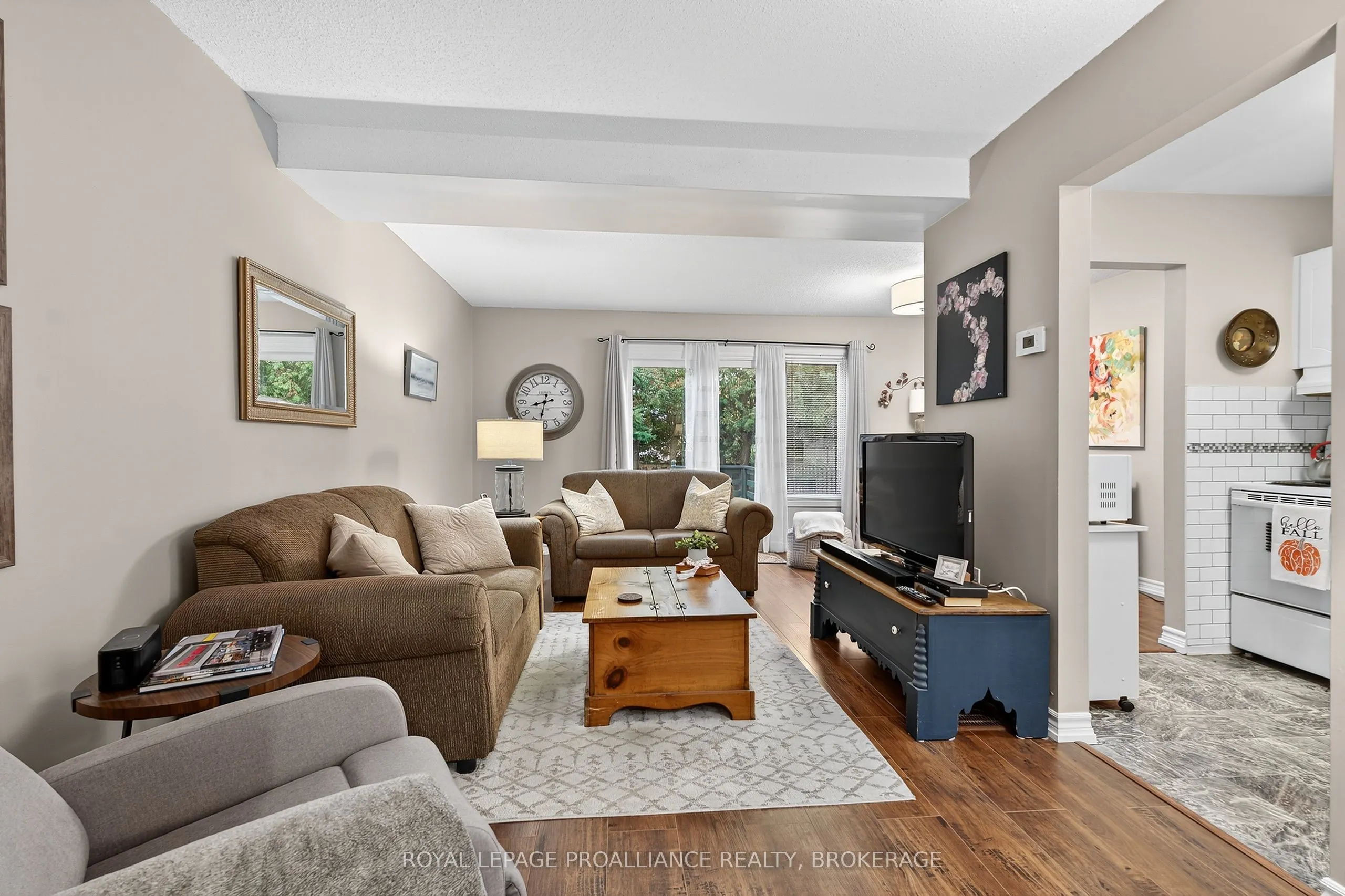 44 St Pauls Place, #1006