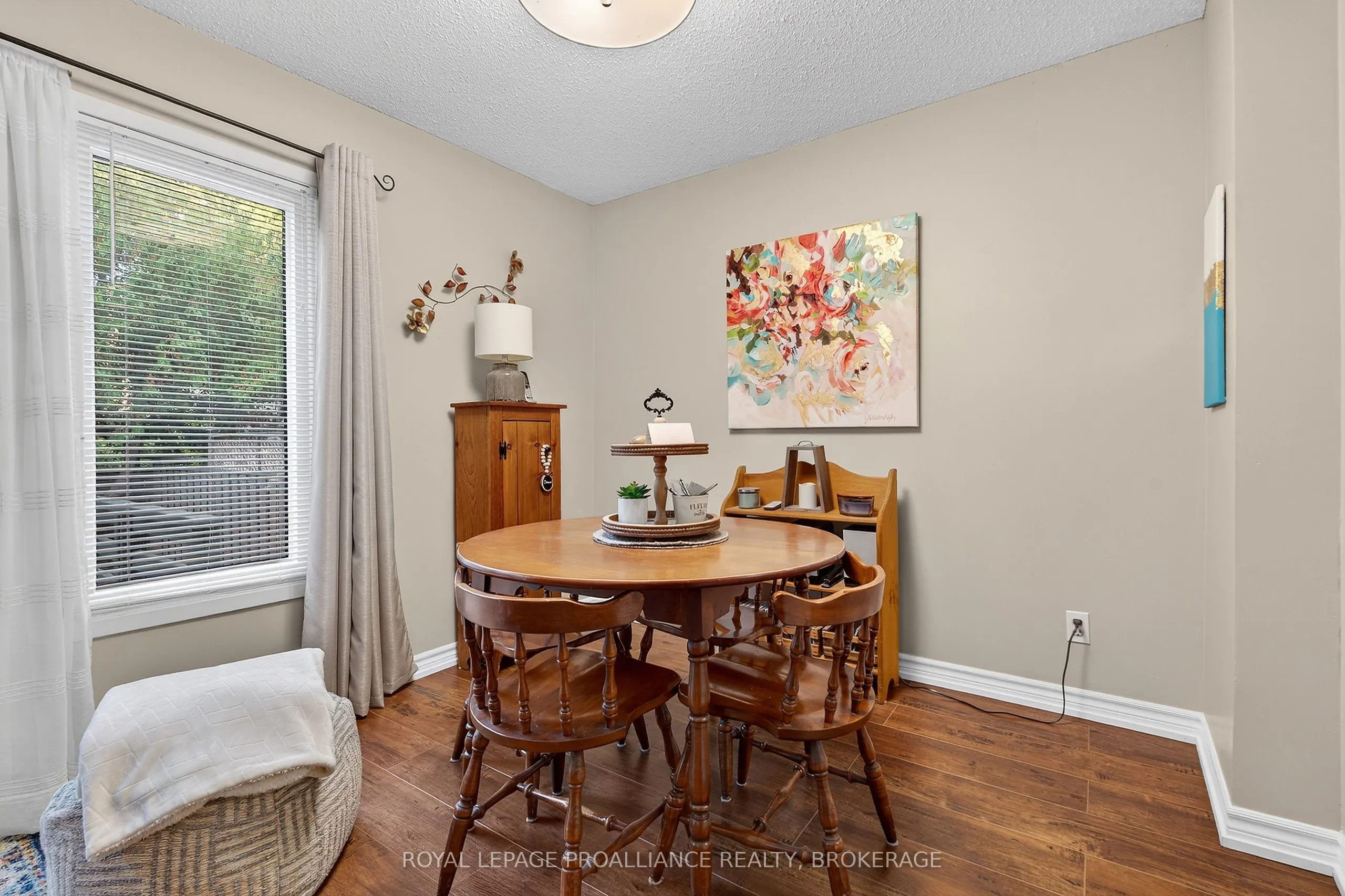 44 St Pauls Place, #1006