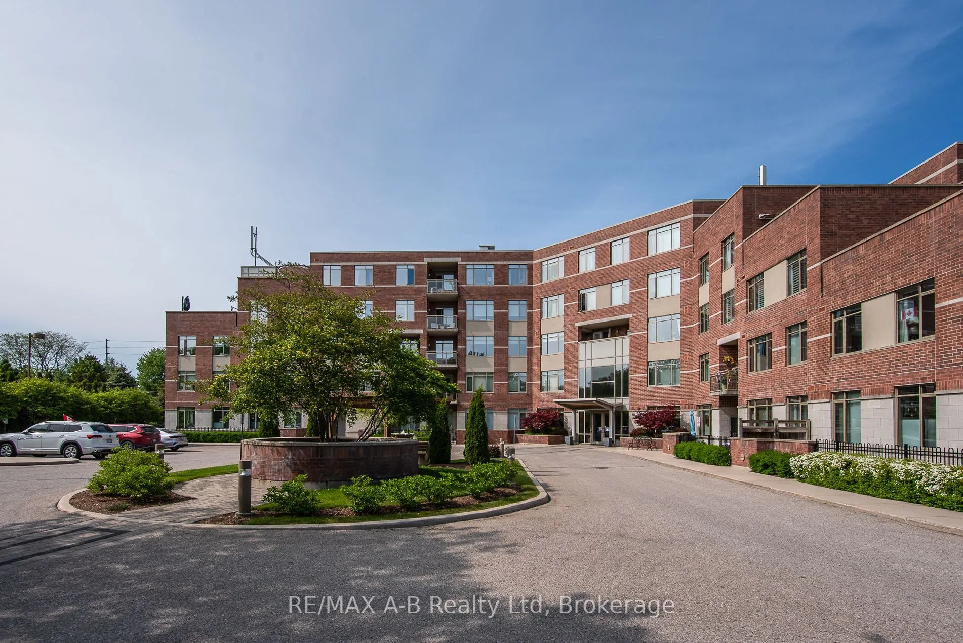 400 Romeo Street N, #202