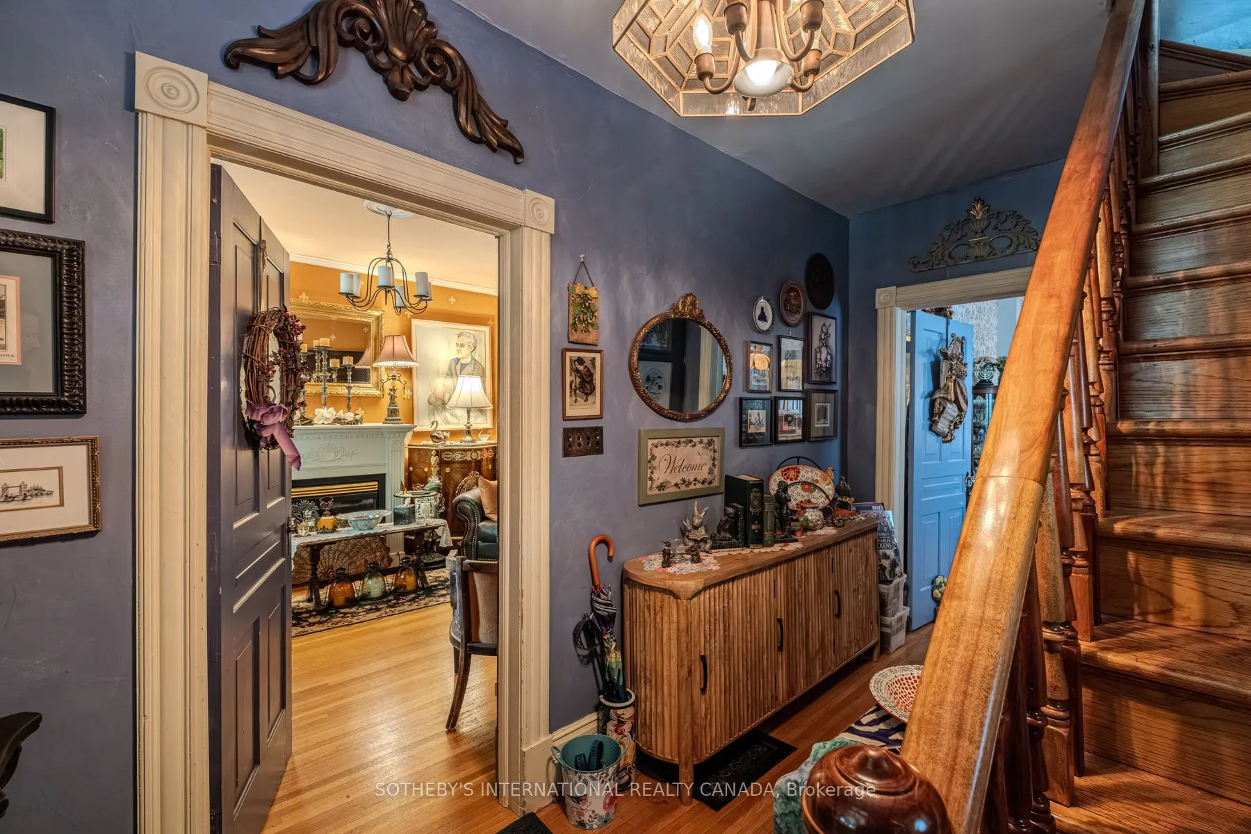 219 Front Street