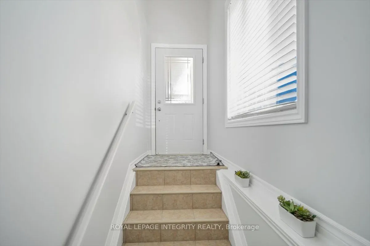 46 Cambridge Street, #1