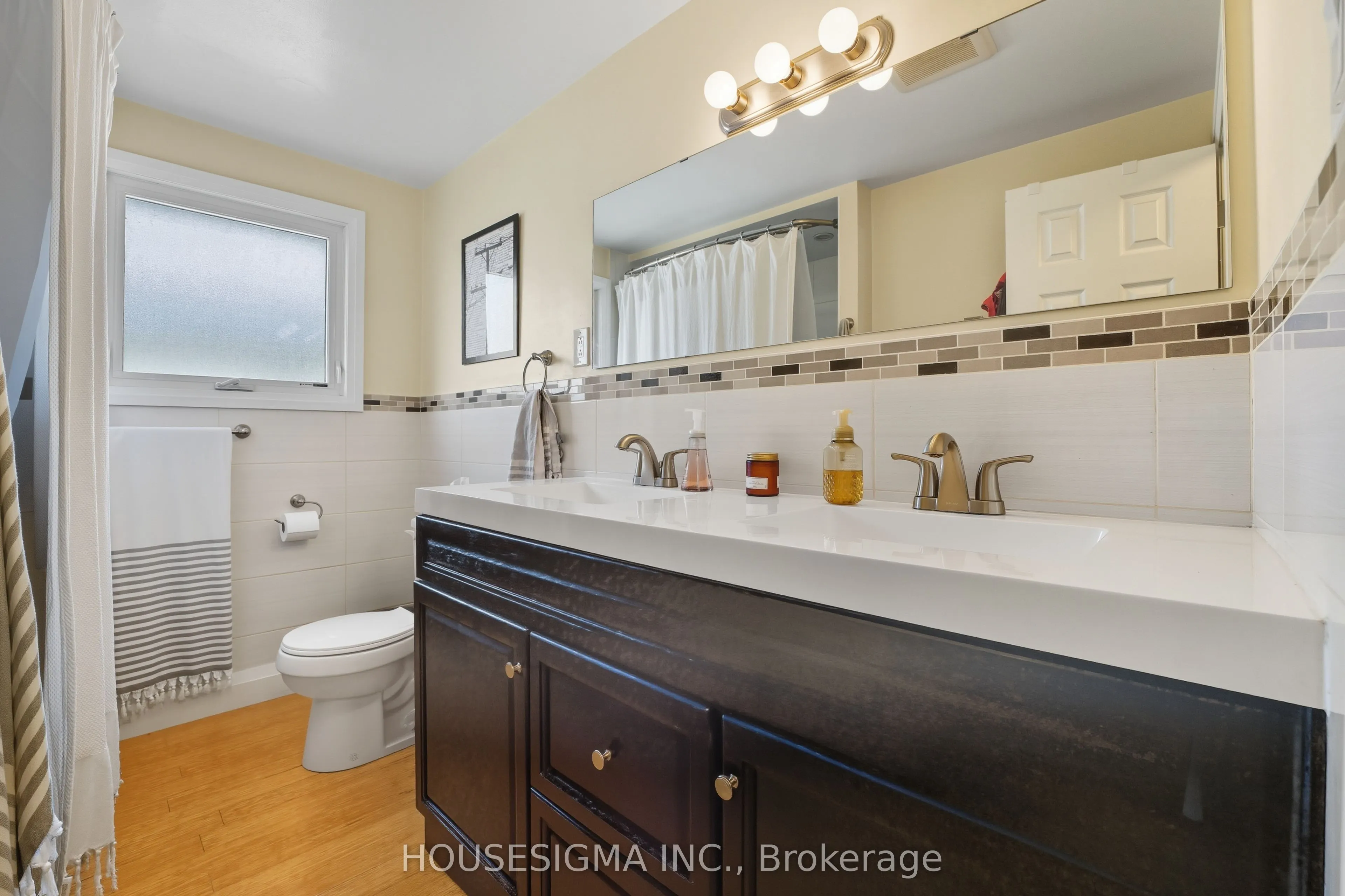 132 Forest Glen Crescent