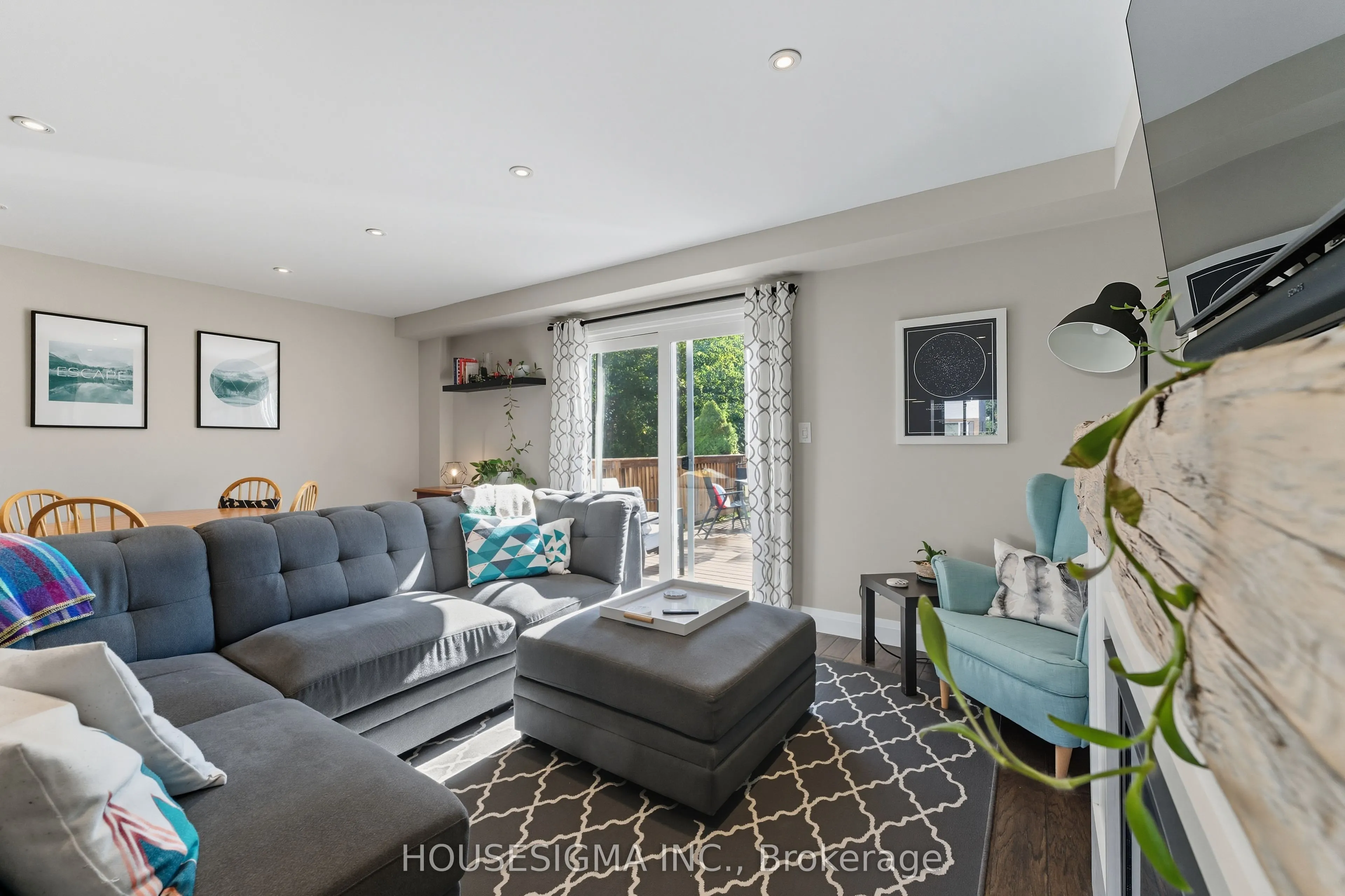 132 Forest Glen Crescent
