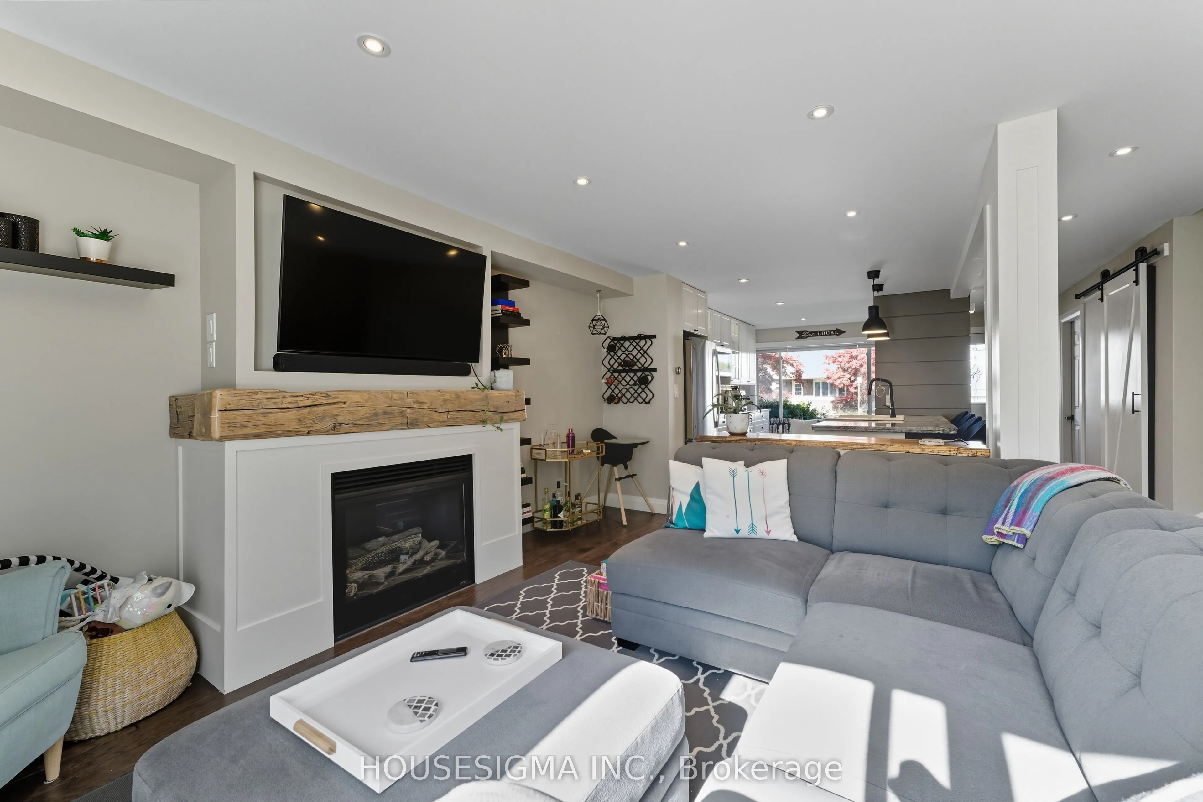 132 Forest Glen Crescent