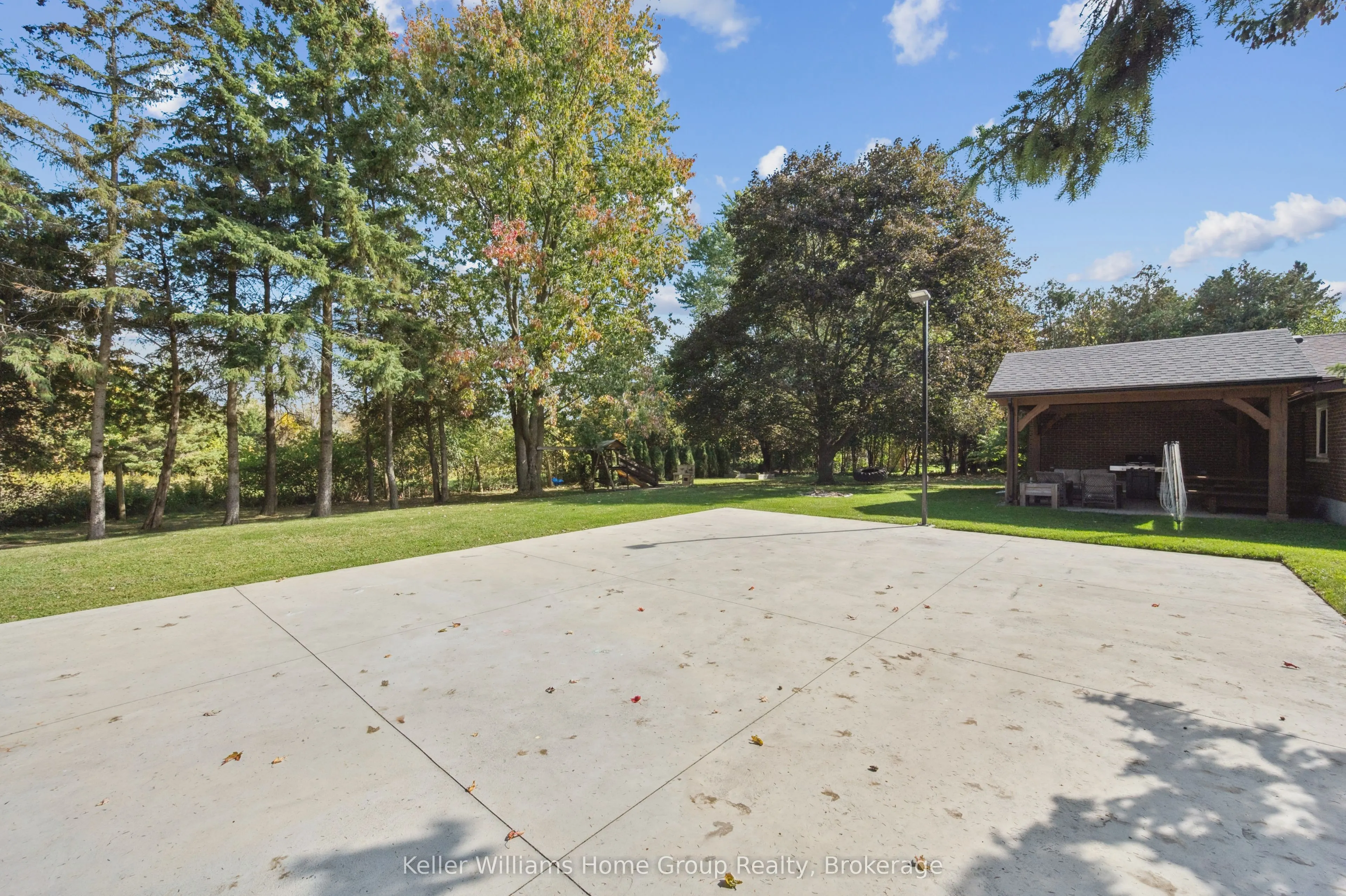 5863 Wellington Road 7 Road
