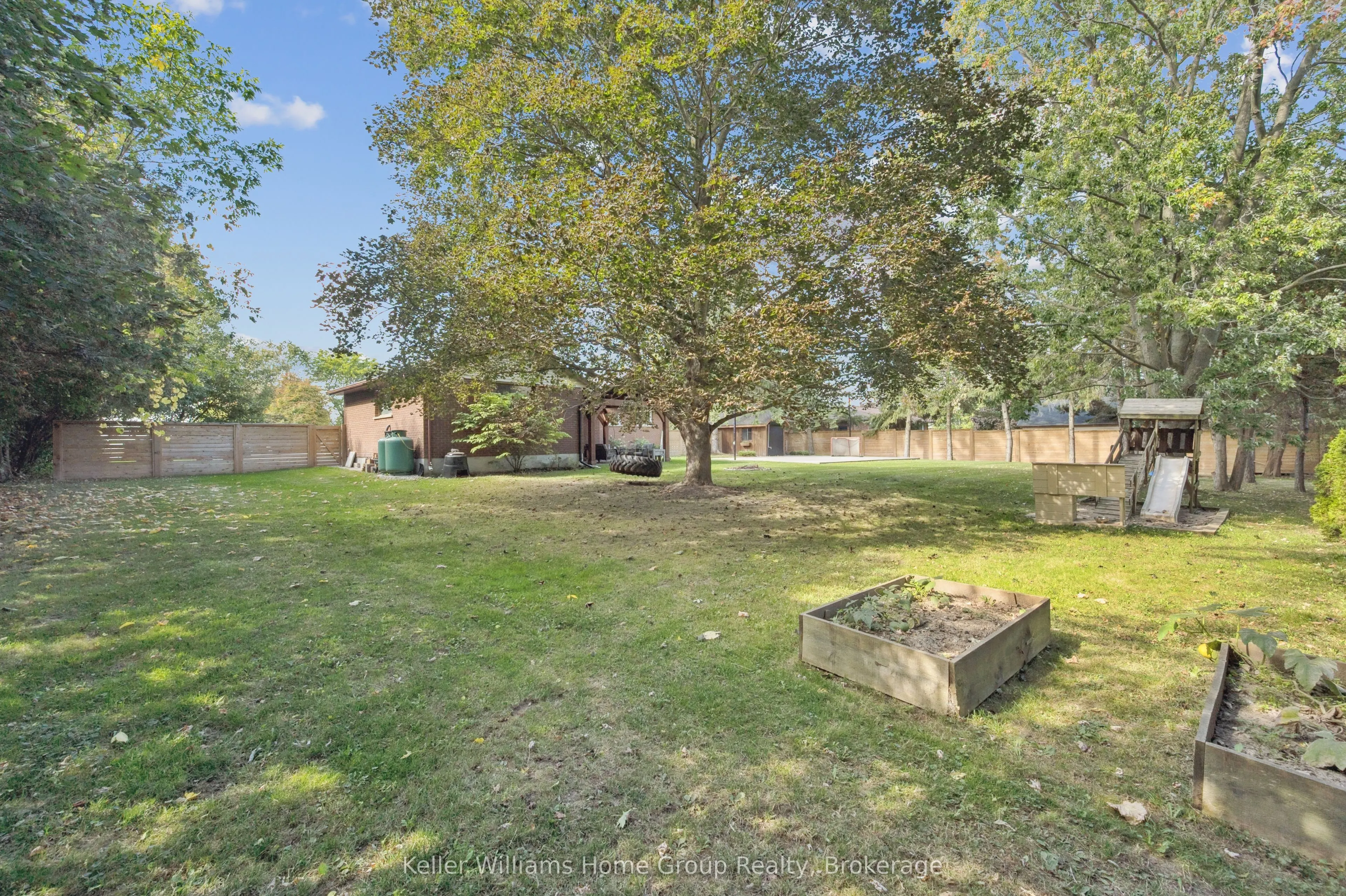 5863 Wellington Road 7 Road