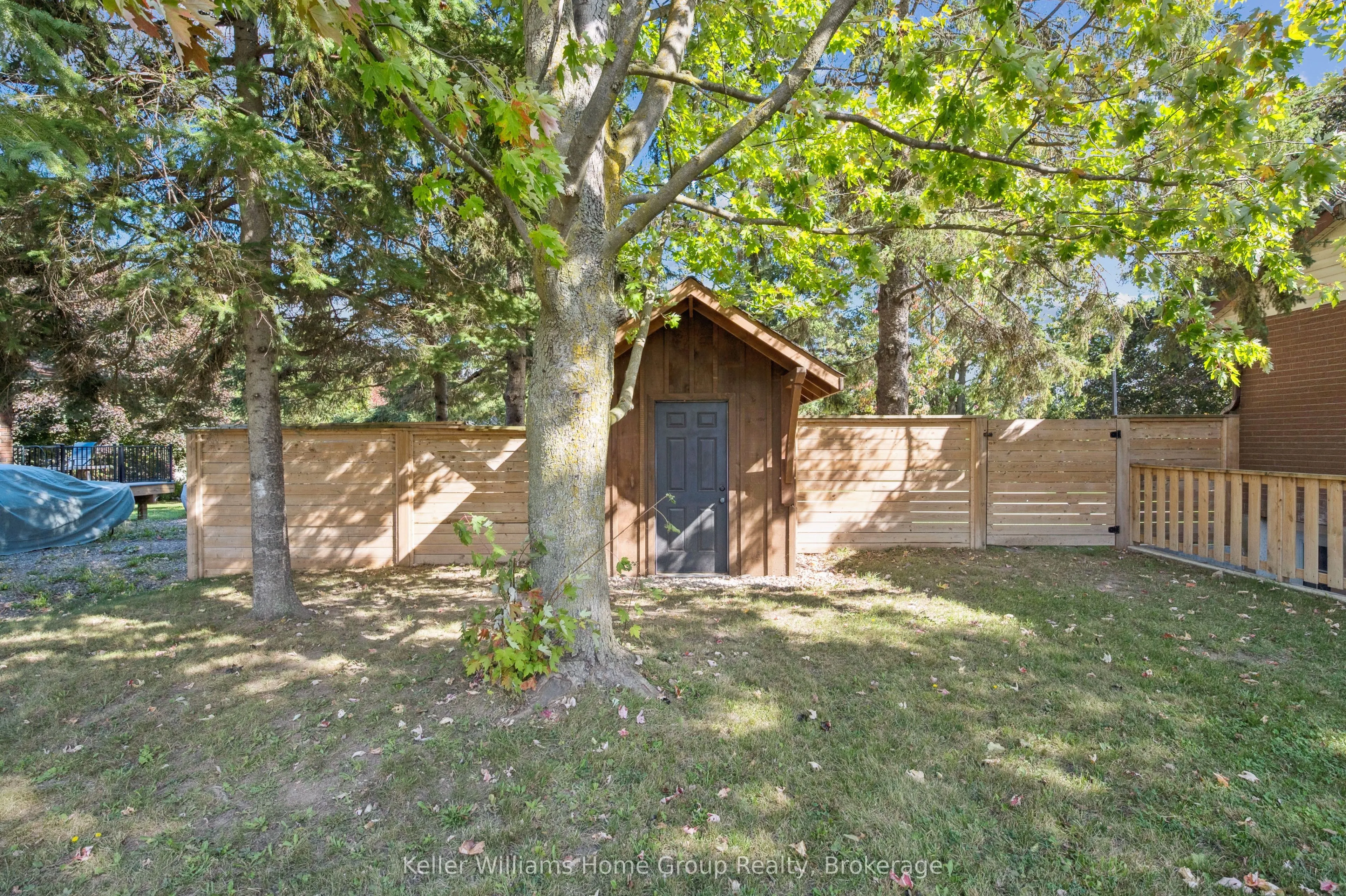 5863 Wellington Road 7 Road