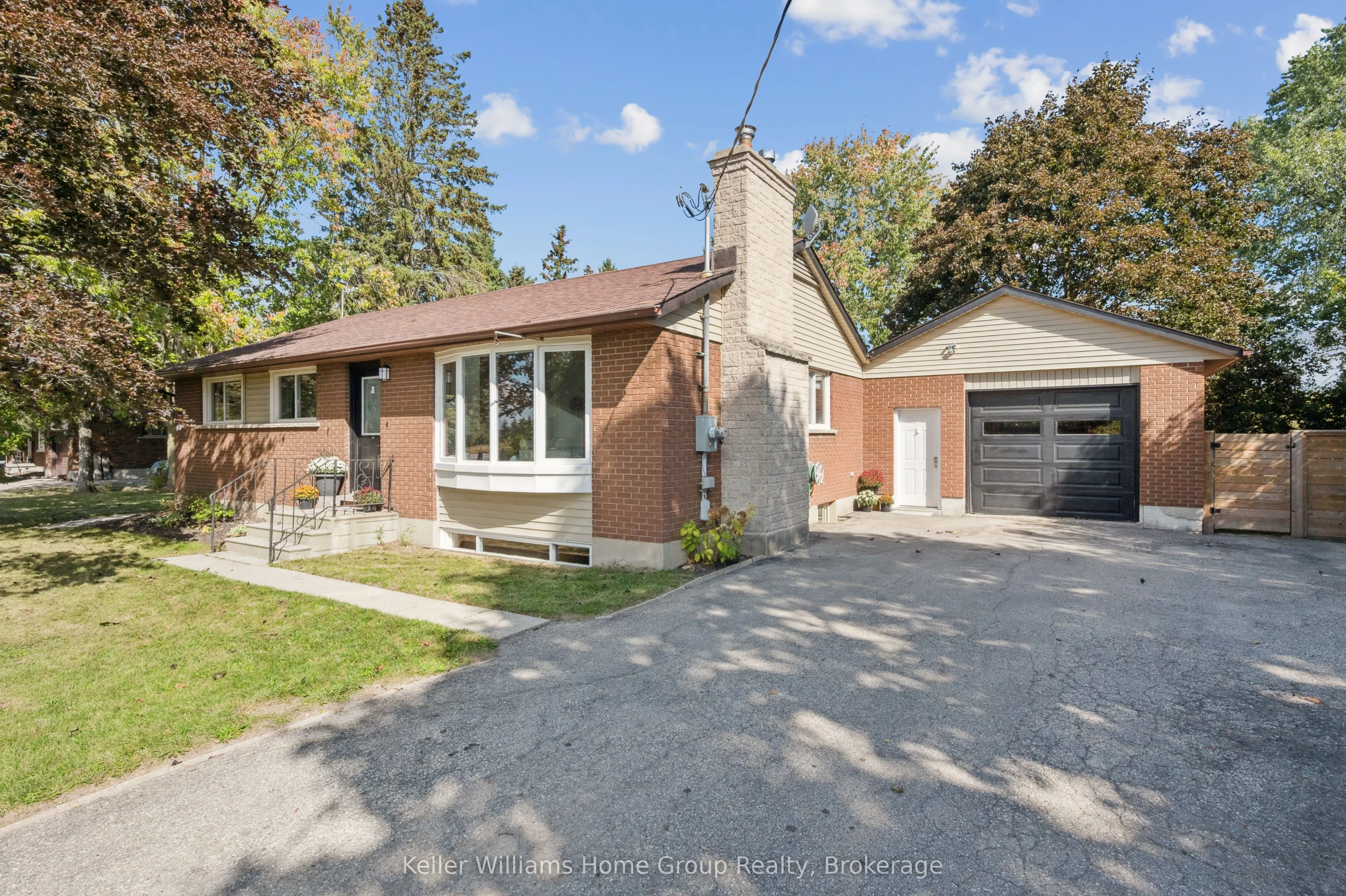 5863 Wellington Road 7 Road