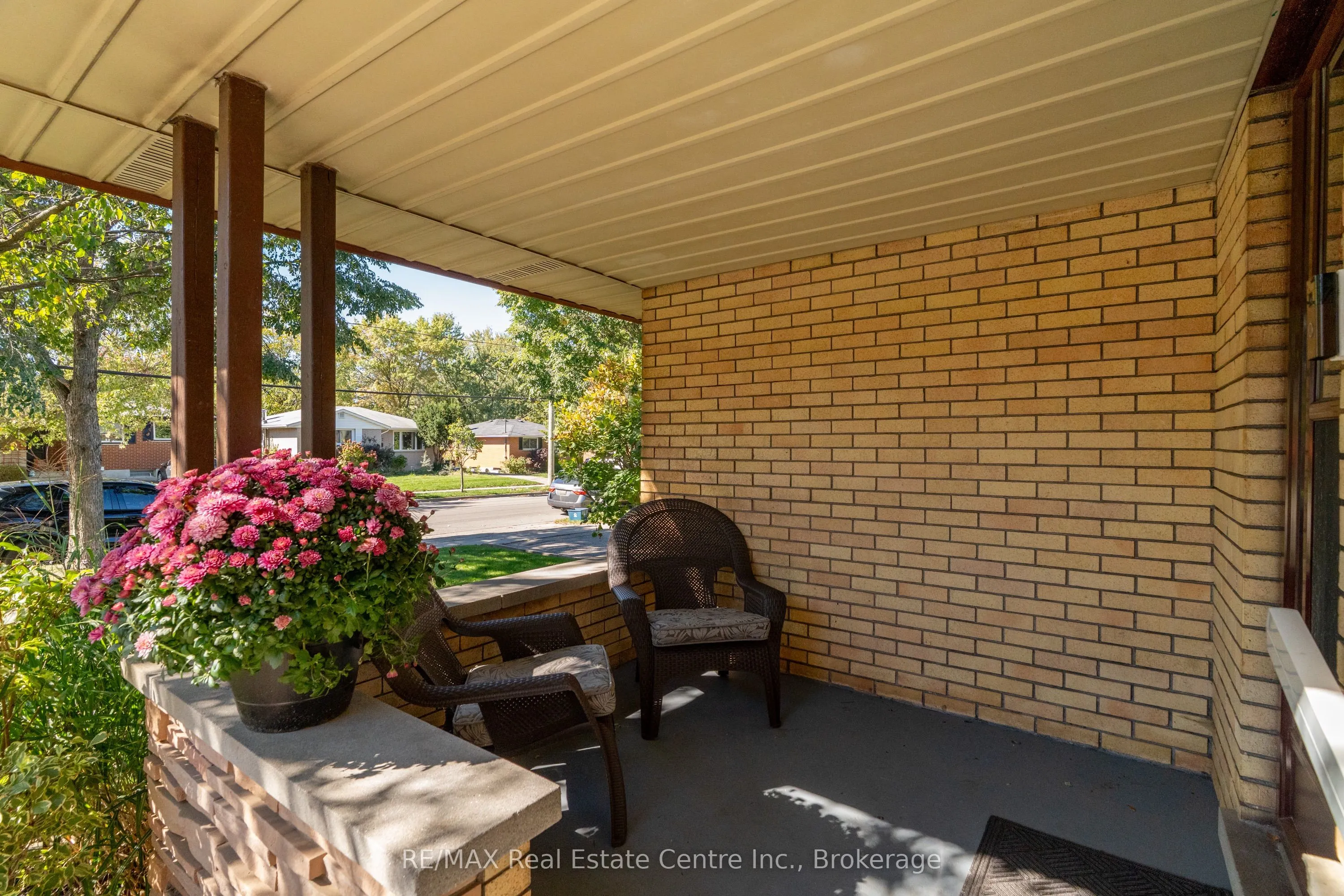 352 Vanier Drive