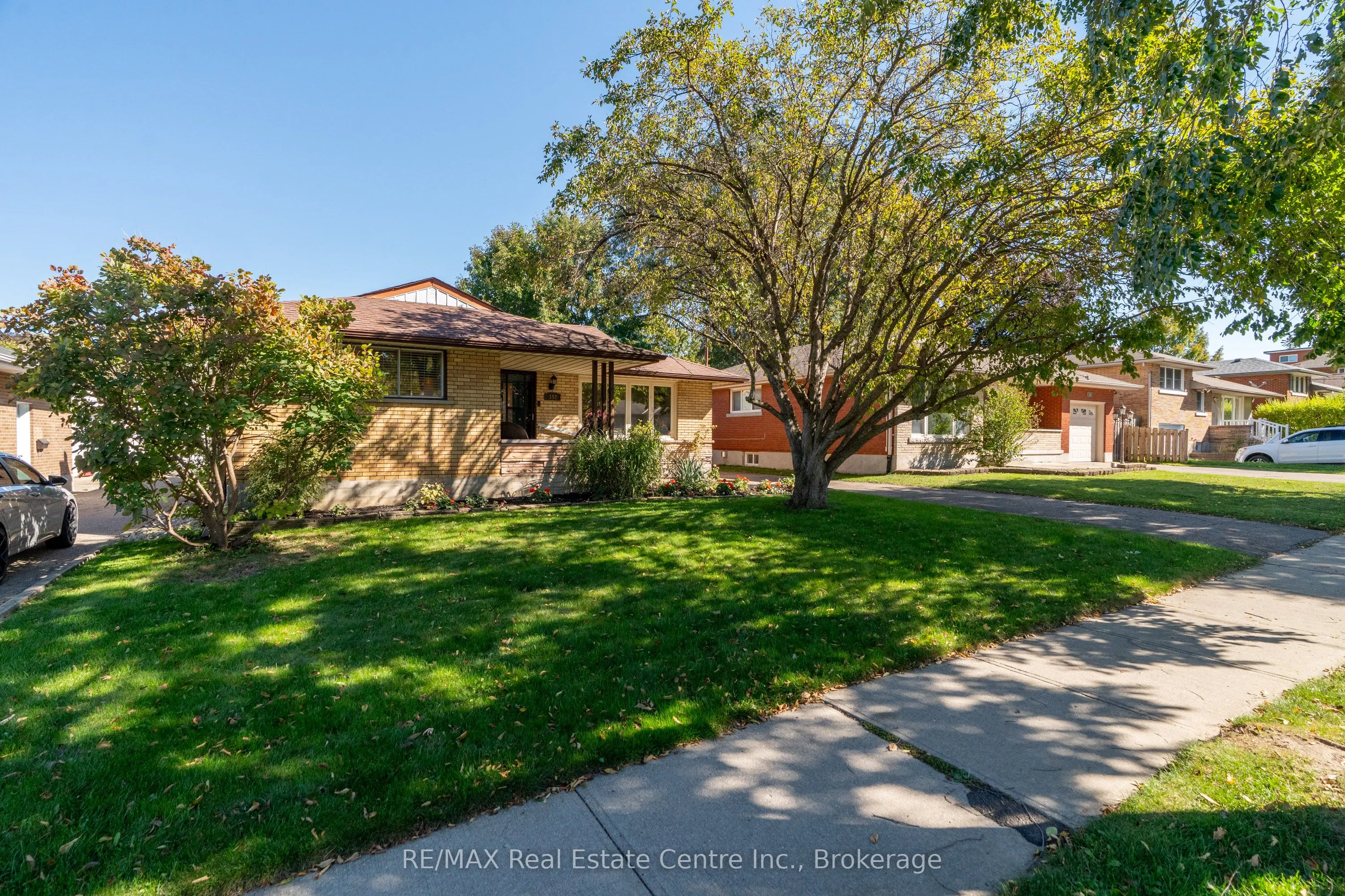 352 Vanier Drive