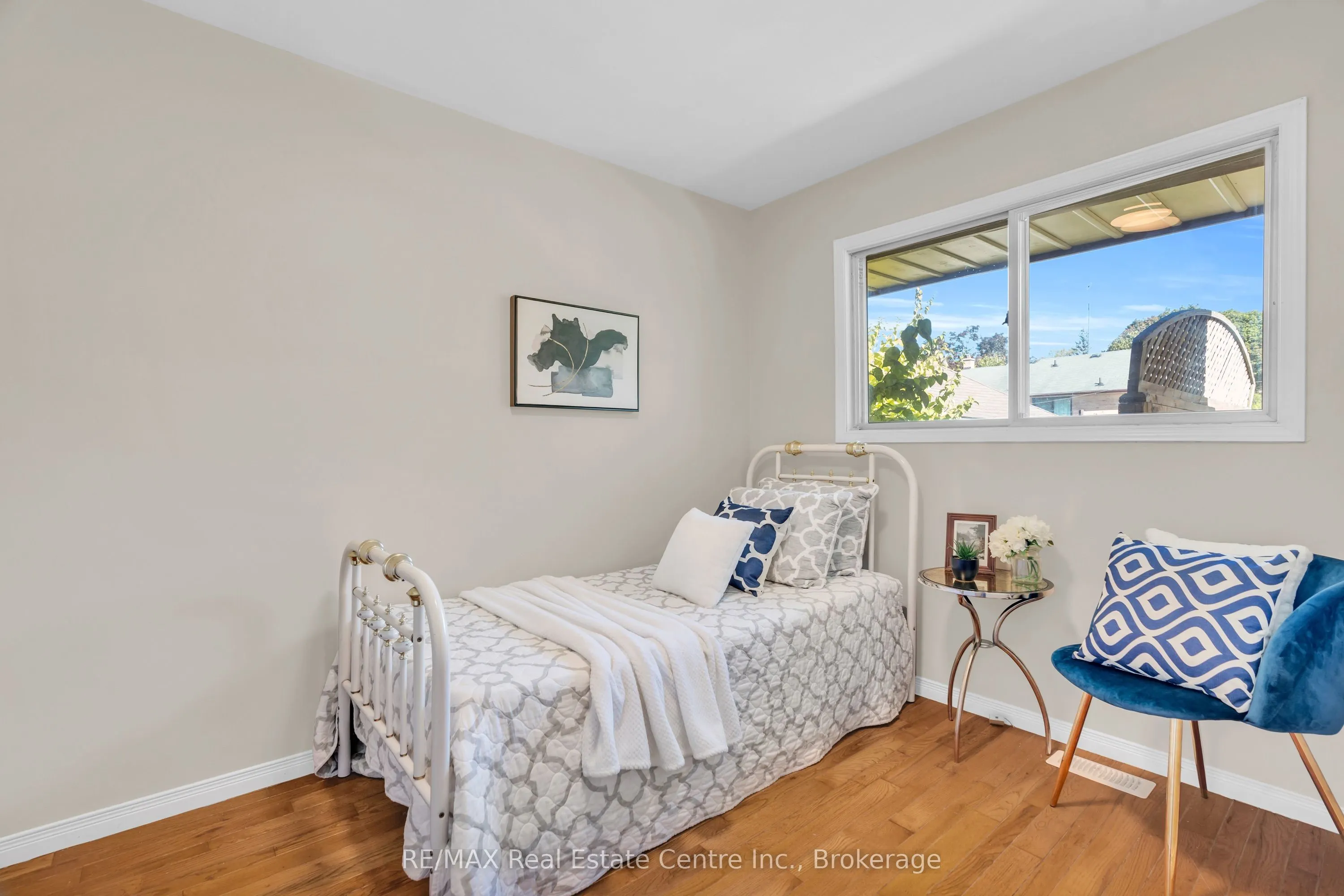 352 Vanier Drive
