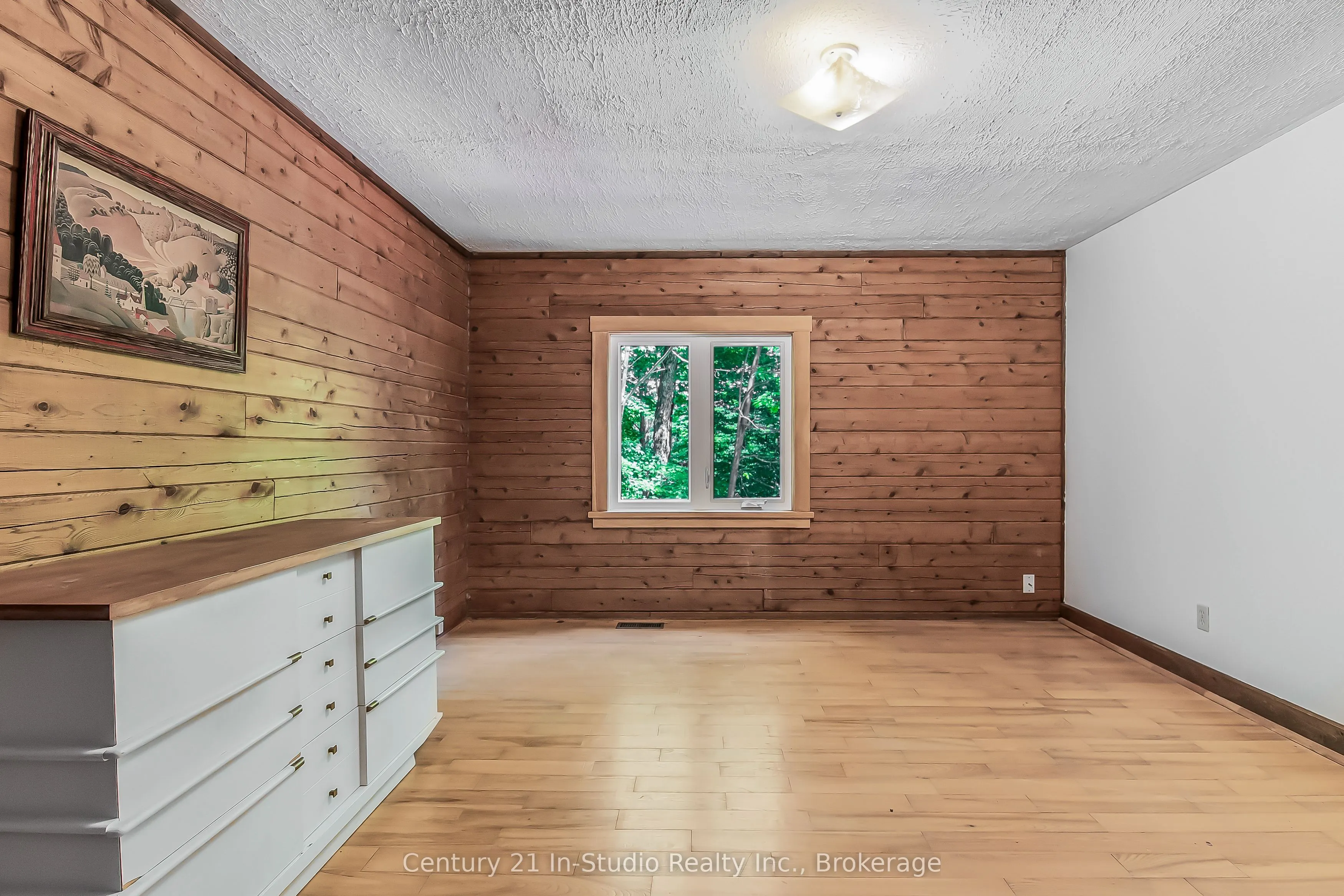 415198 Baseline Road