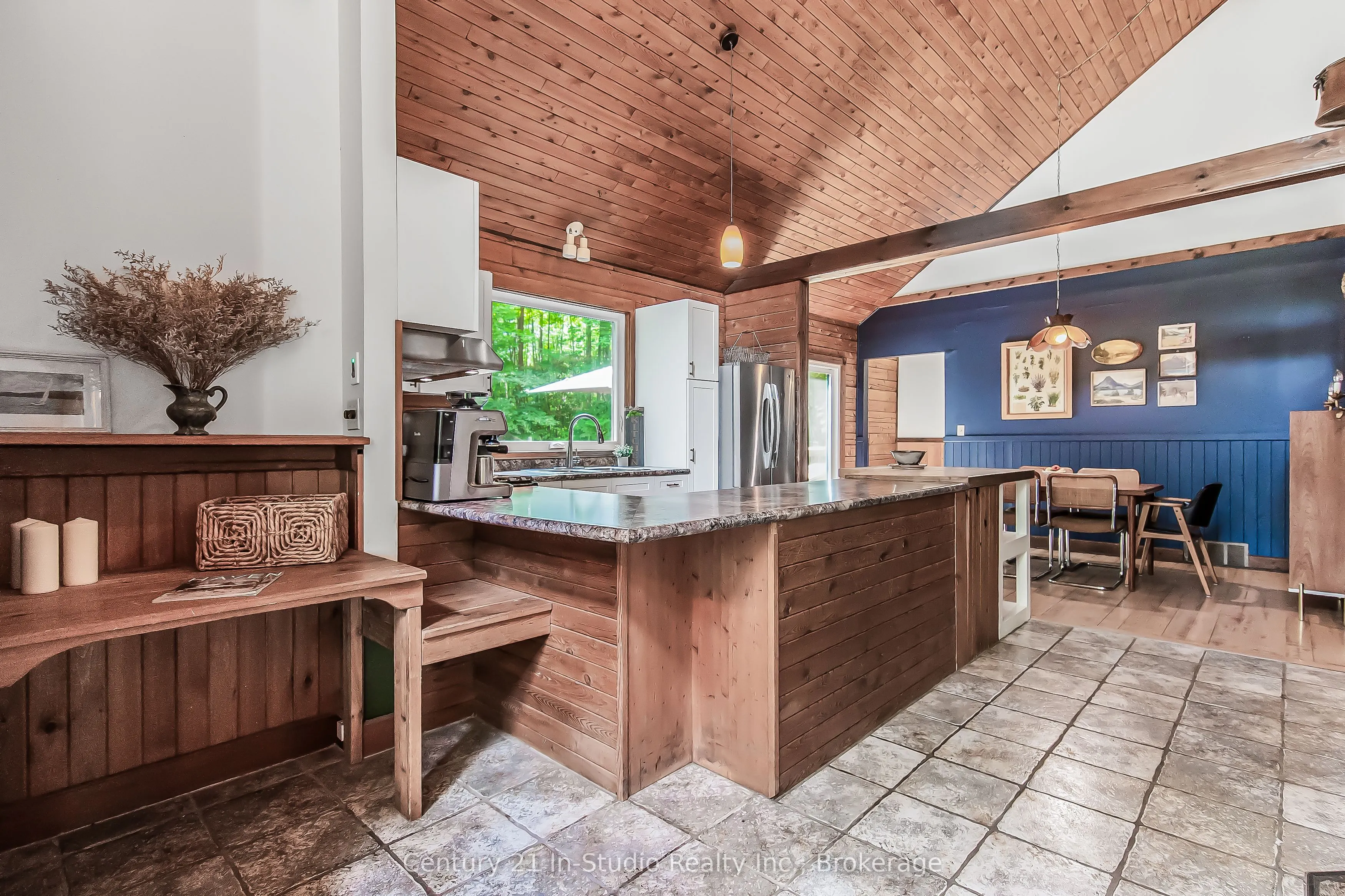415198 Baseline Road