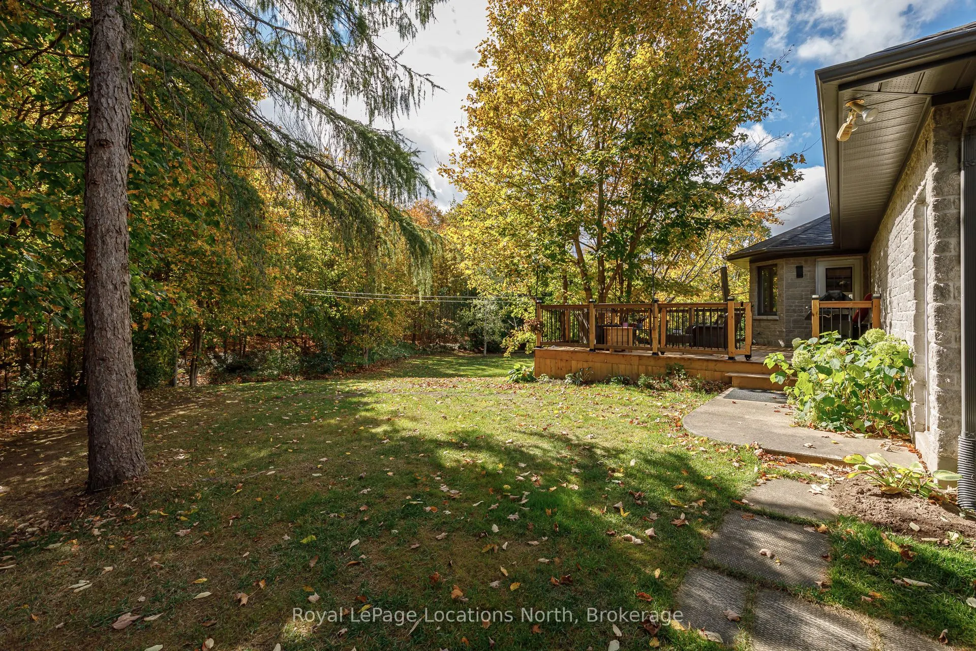 103478 Grey 18 Road