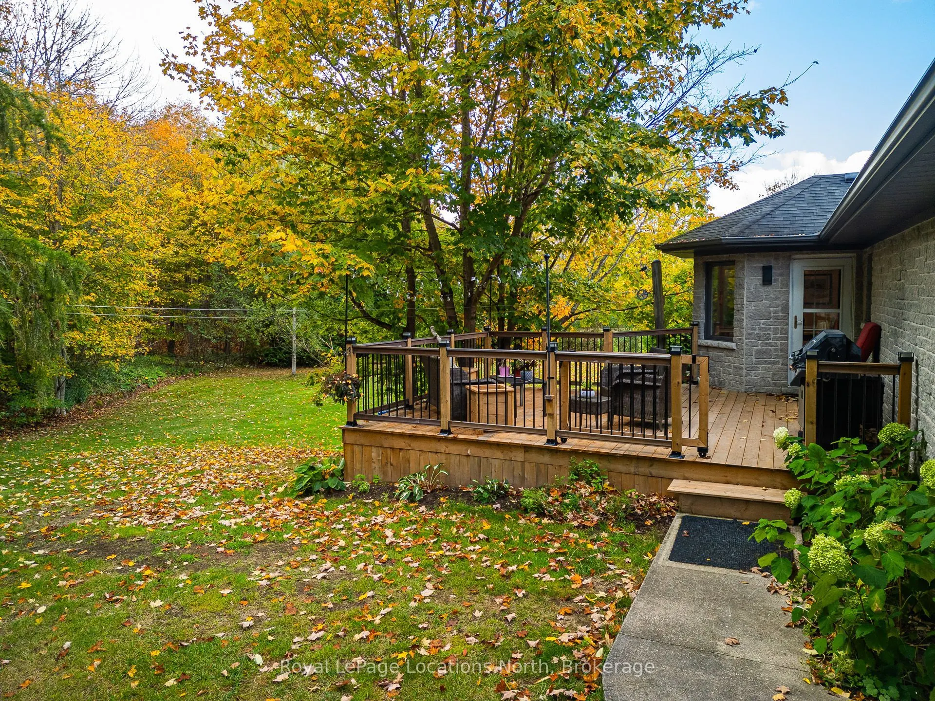 103478 Grey 18 Road