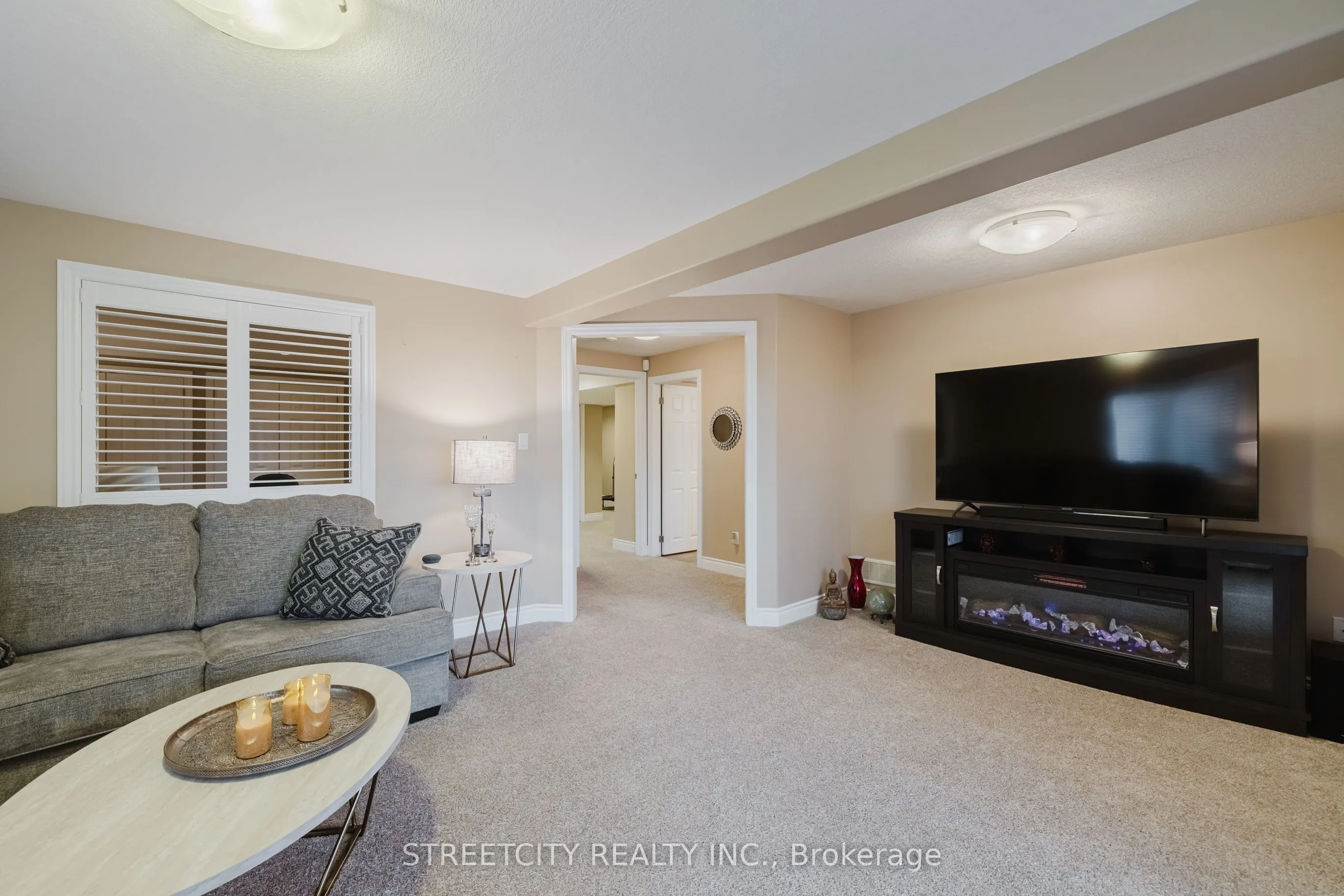 2615 COLONEL TALBOT Road, #15