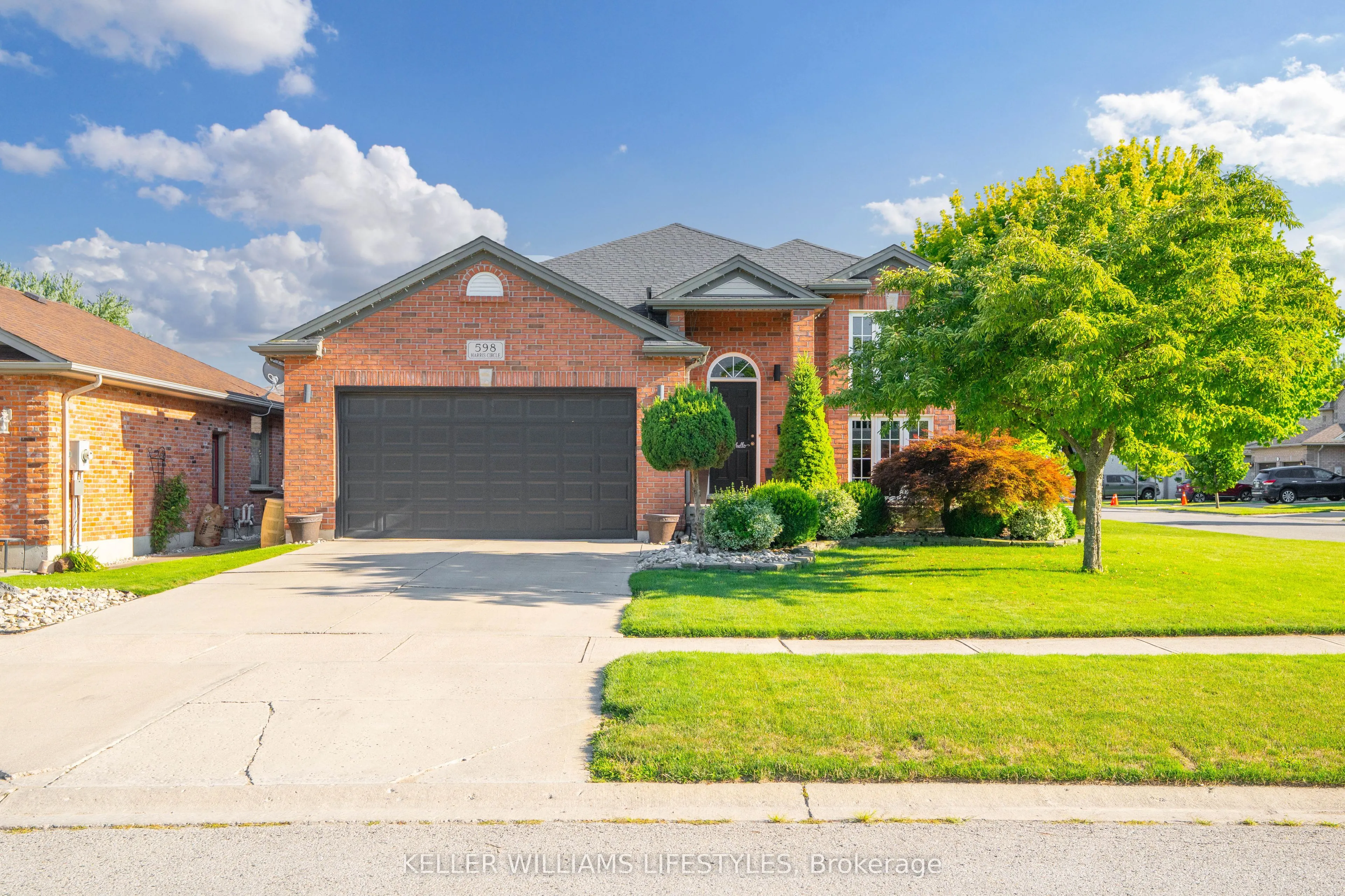 598 Harris Circle