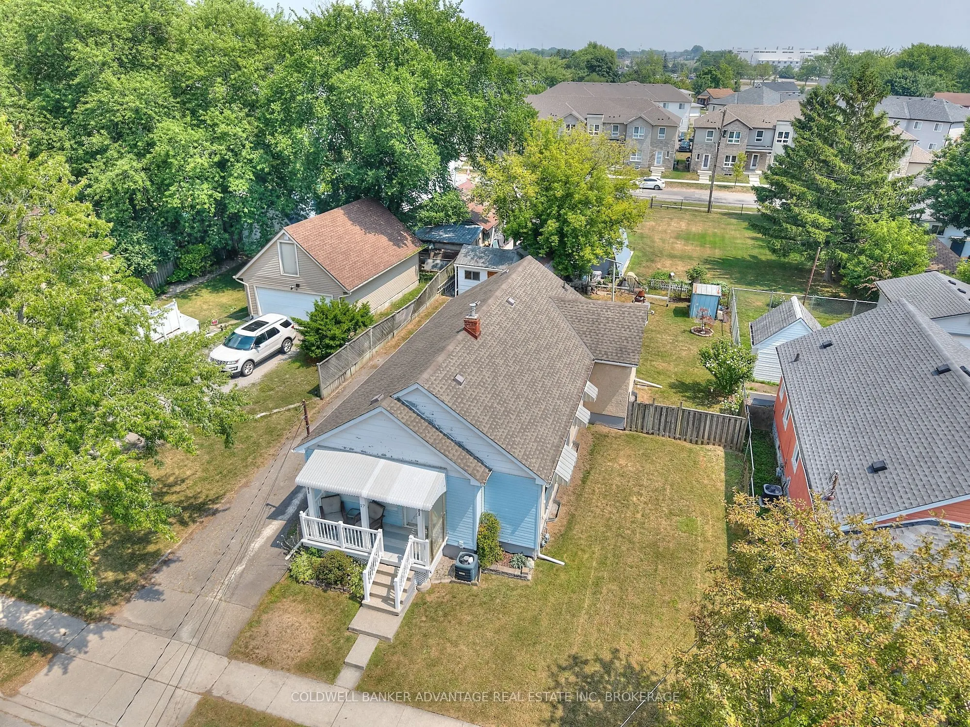 17 Clifford Avenue