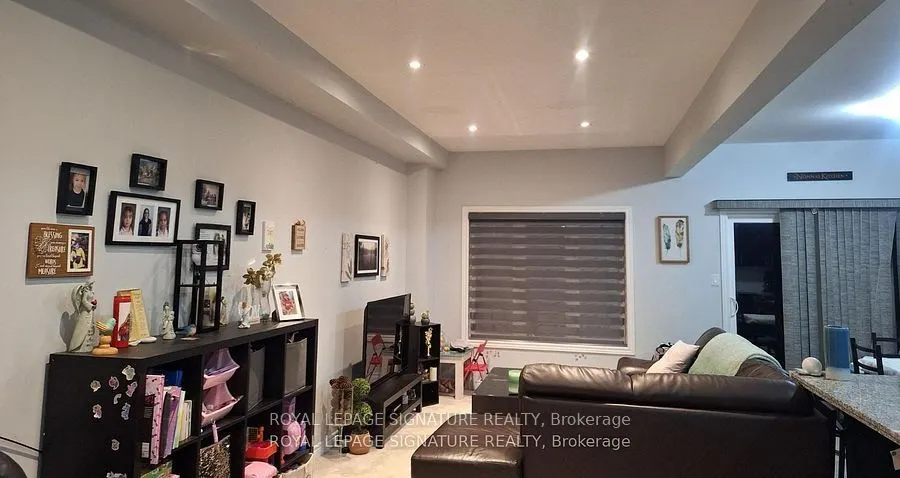 98 Shoreview Place, #4