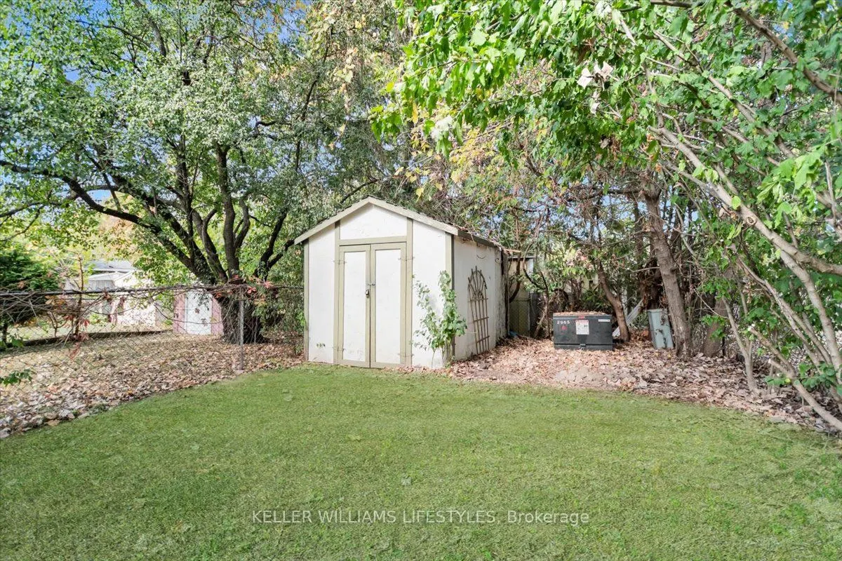 661 Ladybrook Crescent