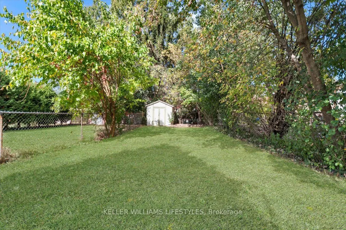 661 Ladybrook Crescent