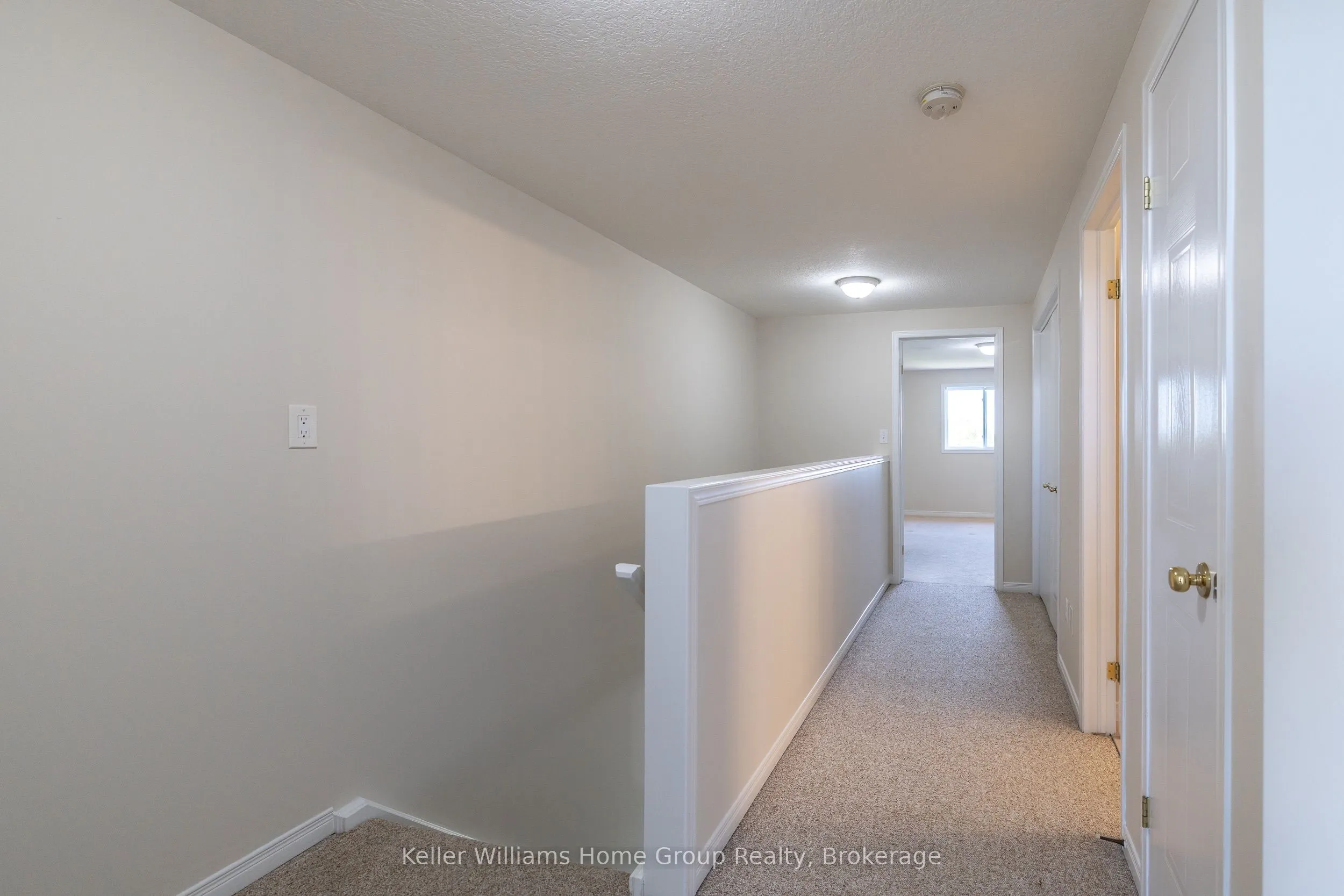 42 HASLER Crescent