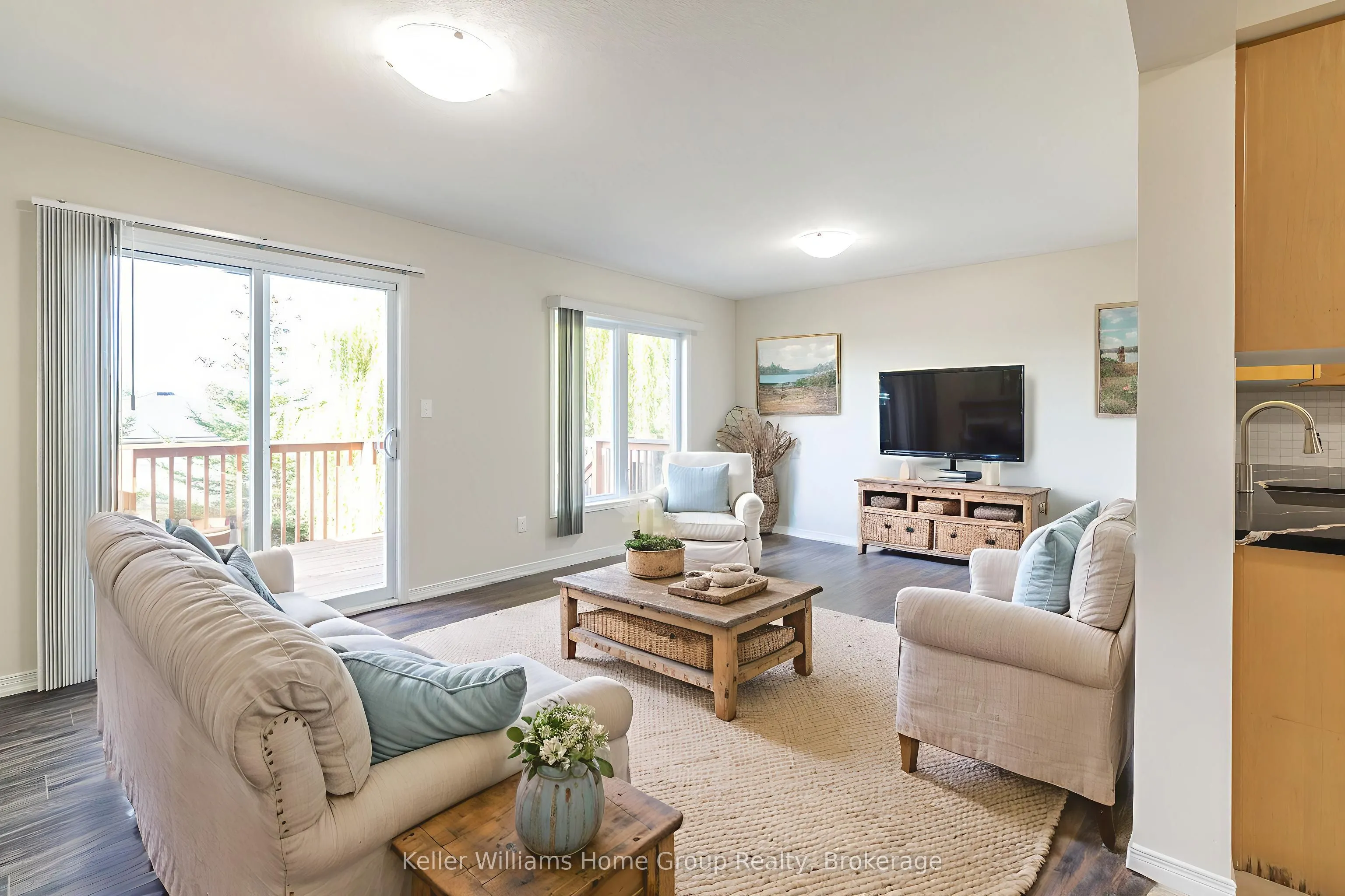 42 HASLER Crescent