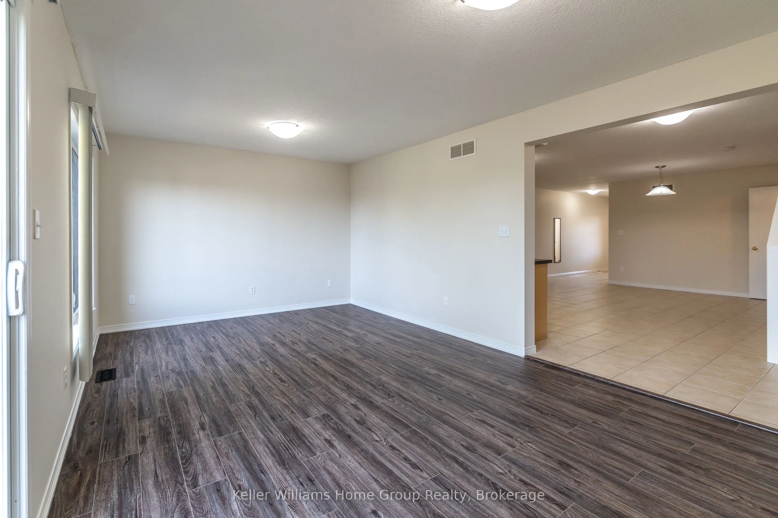 42 HASLER Crescent
