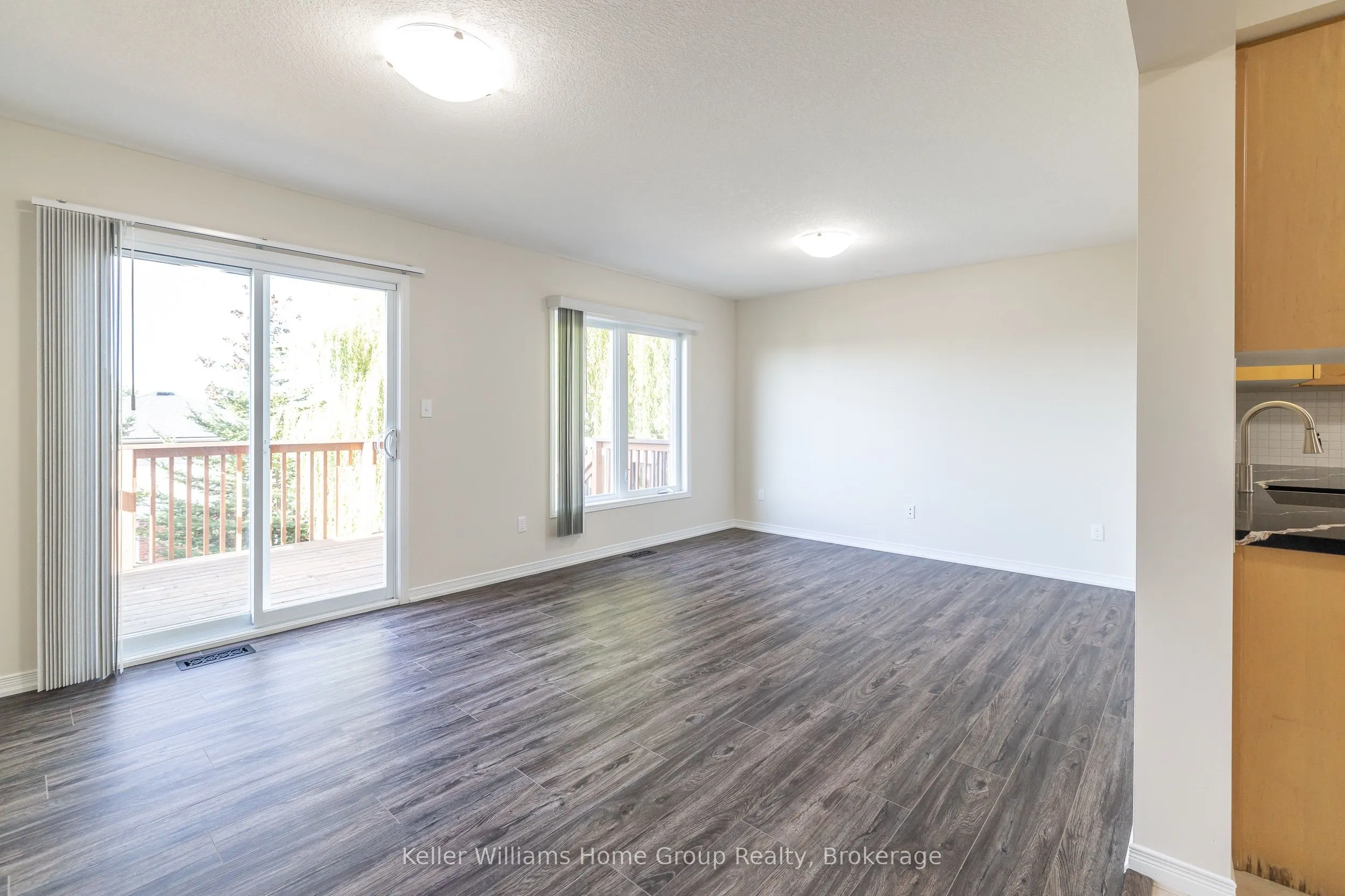 42 HASLER Crescent