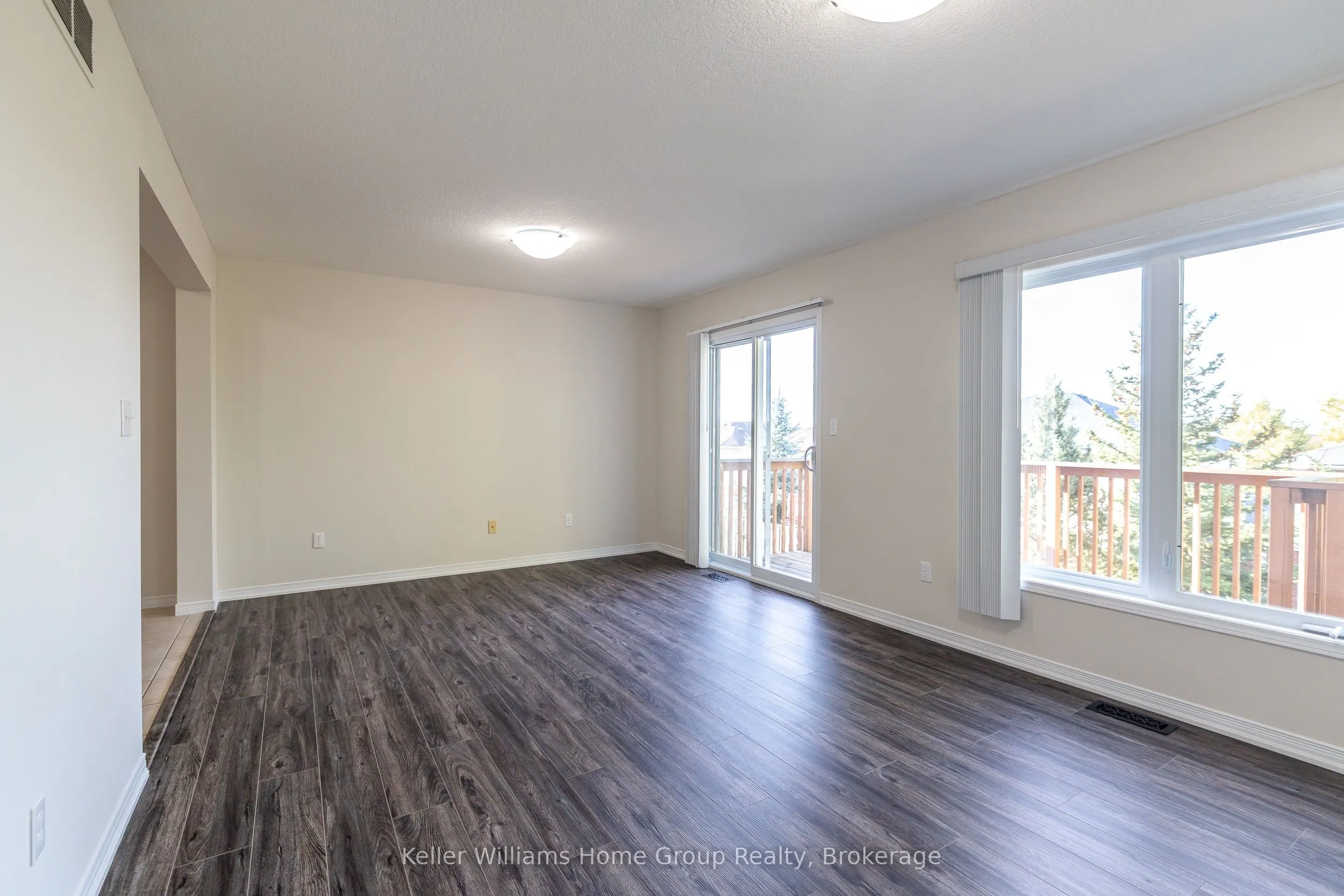 42 HASLER Crescent