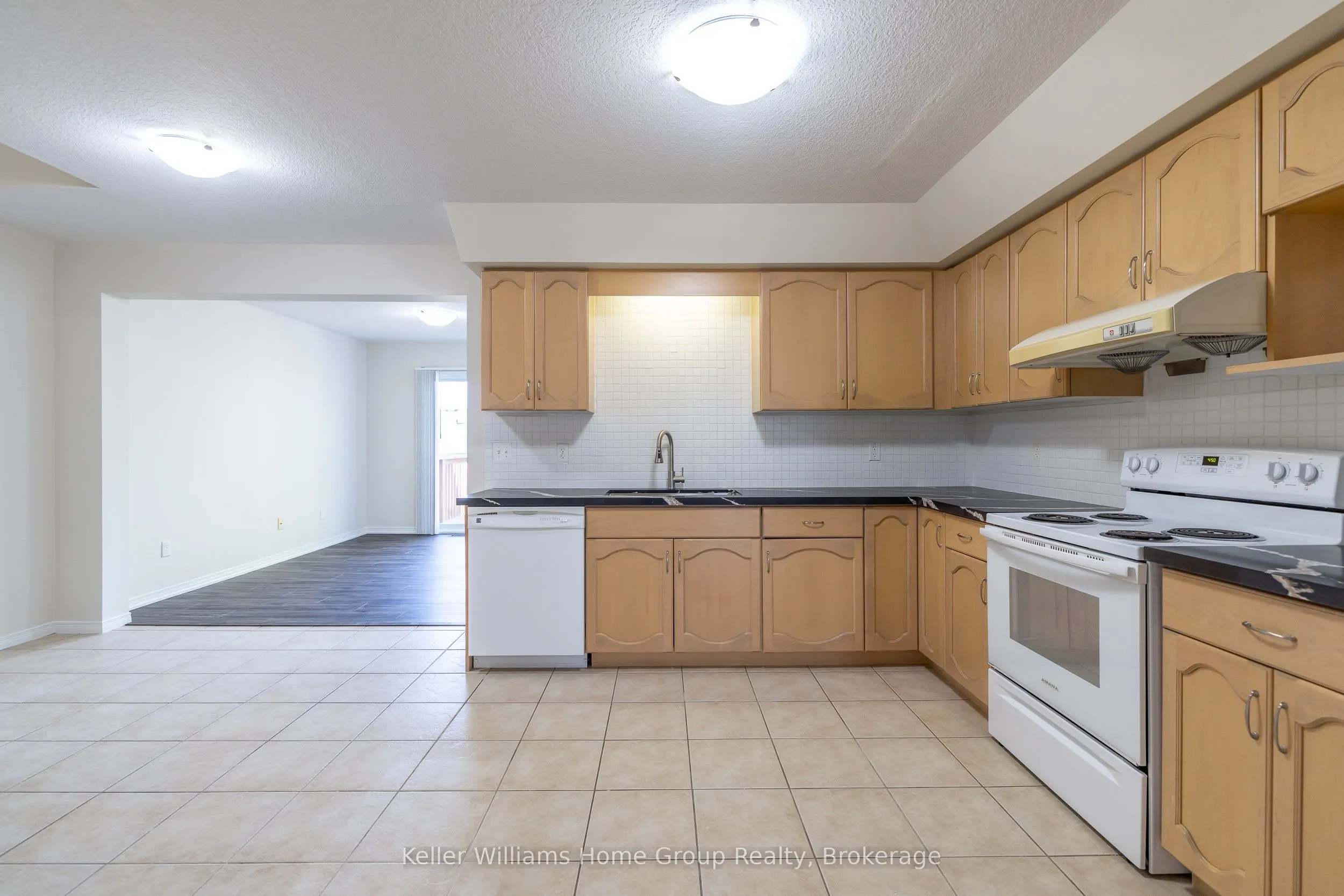 42 HASLER Crescent