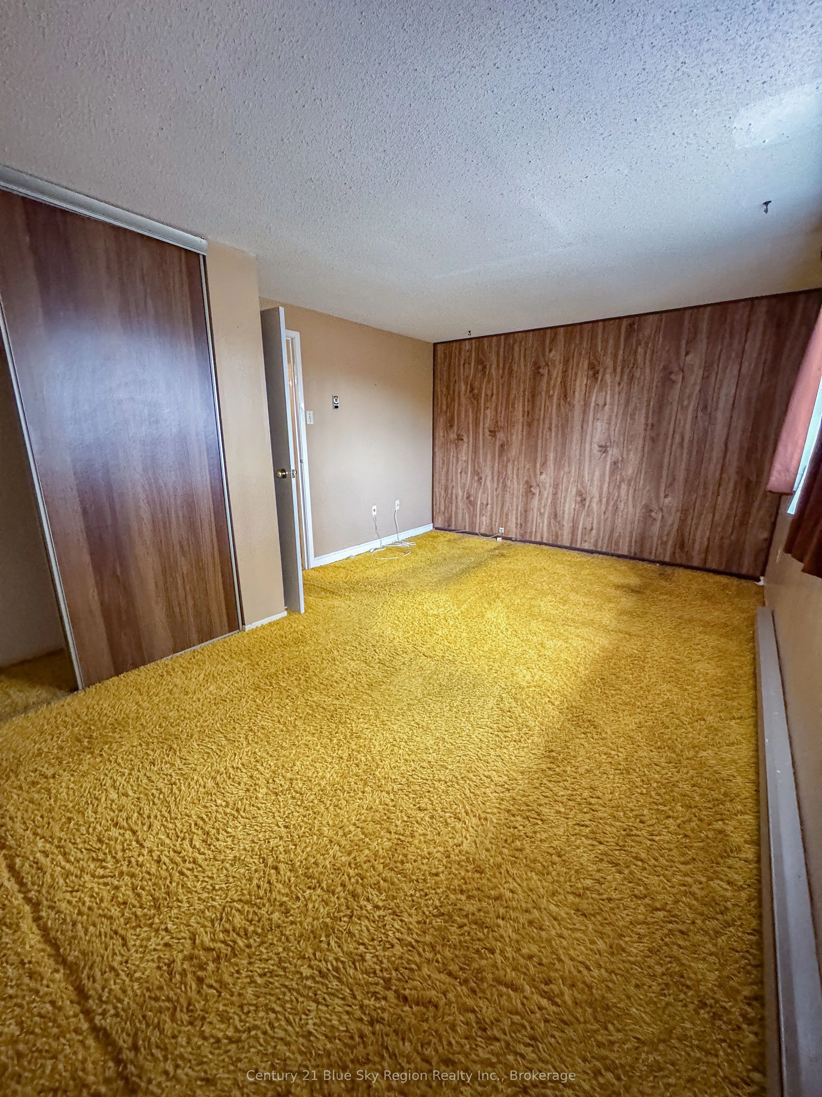644 Lakeshore Drive, #24
