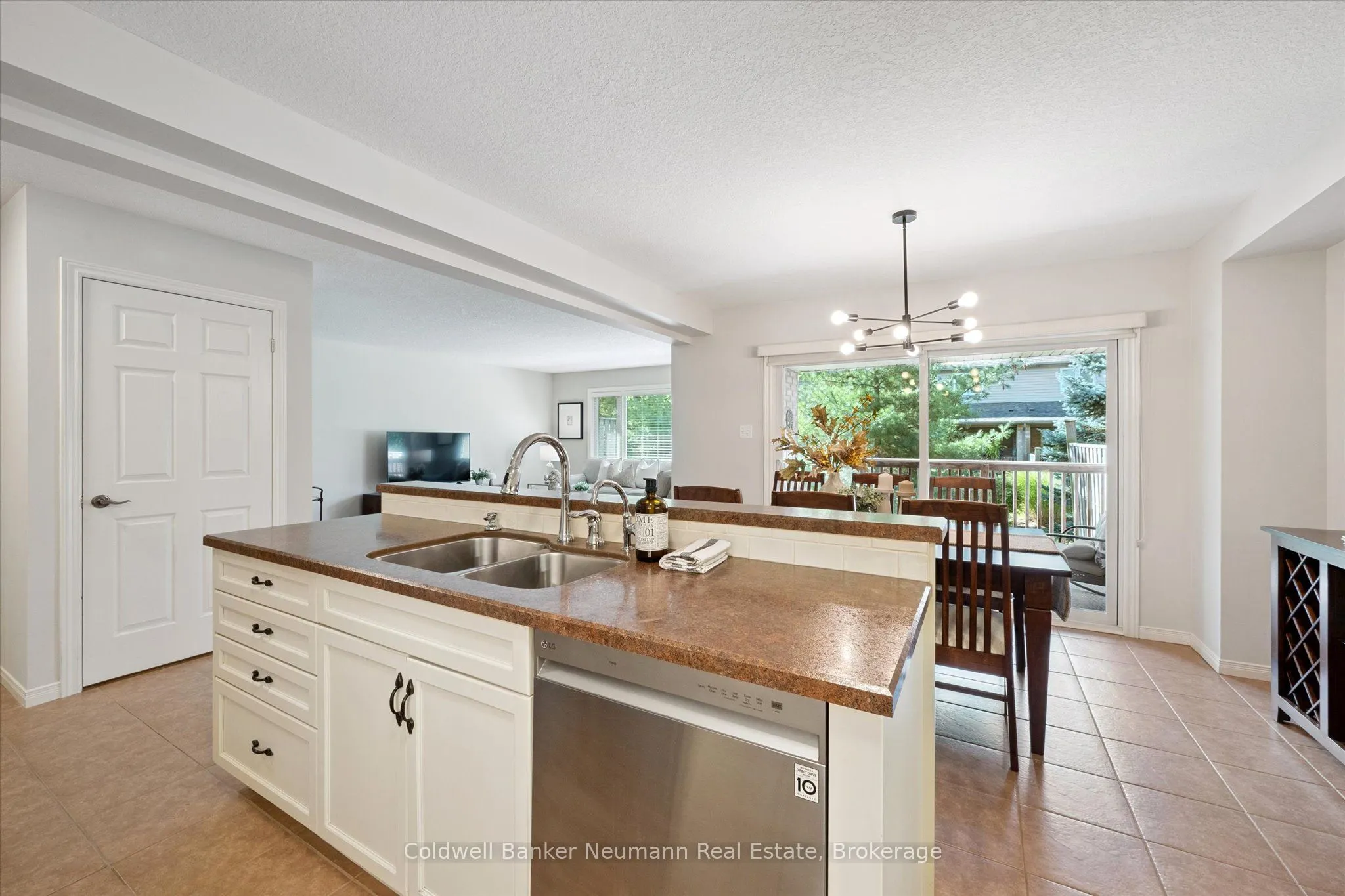 255 Summerfield Drive, #5