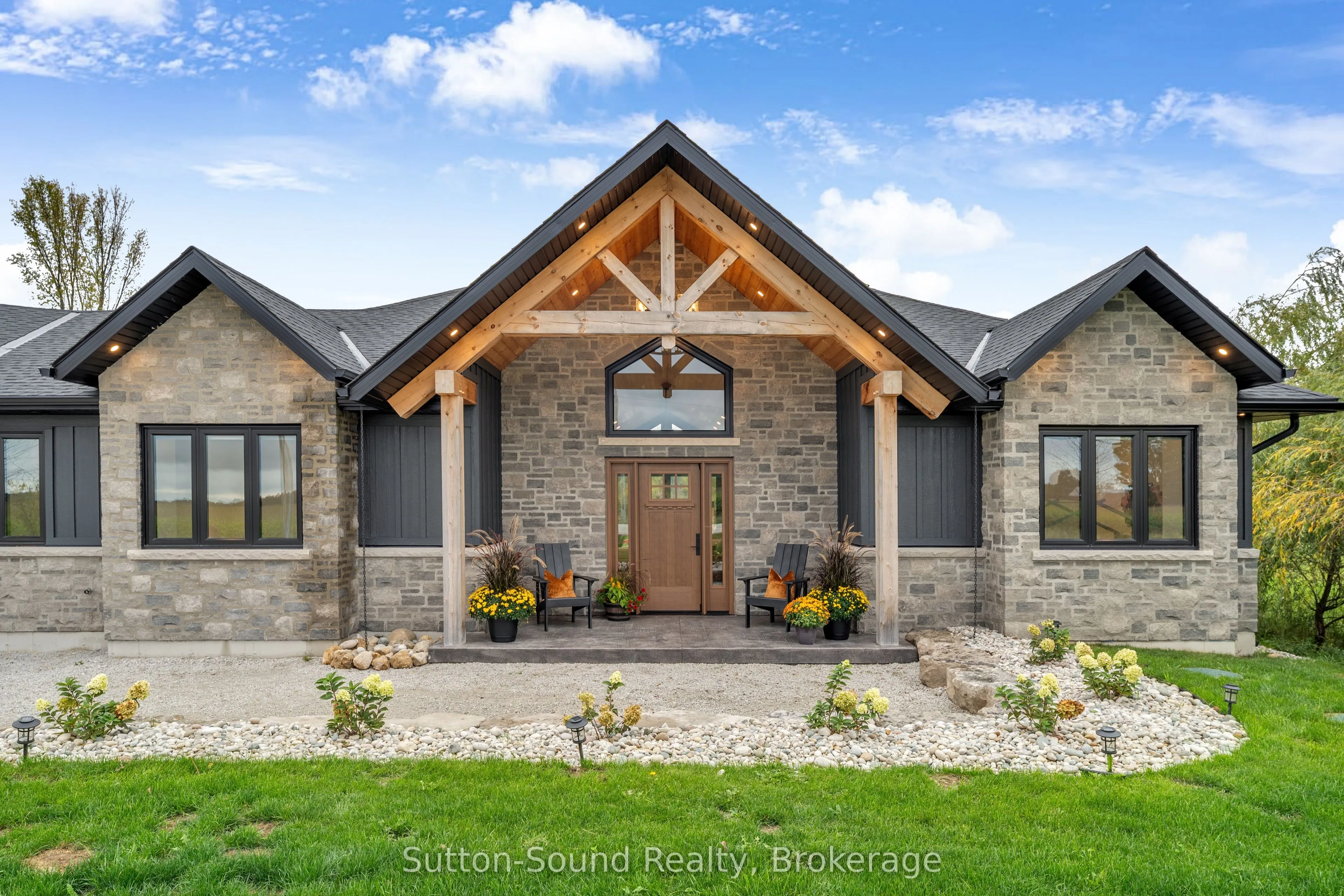 401091 Grey Road 17