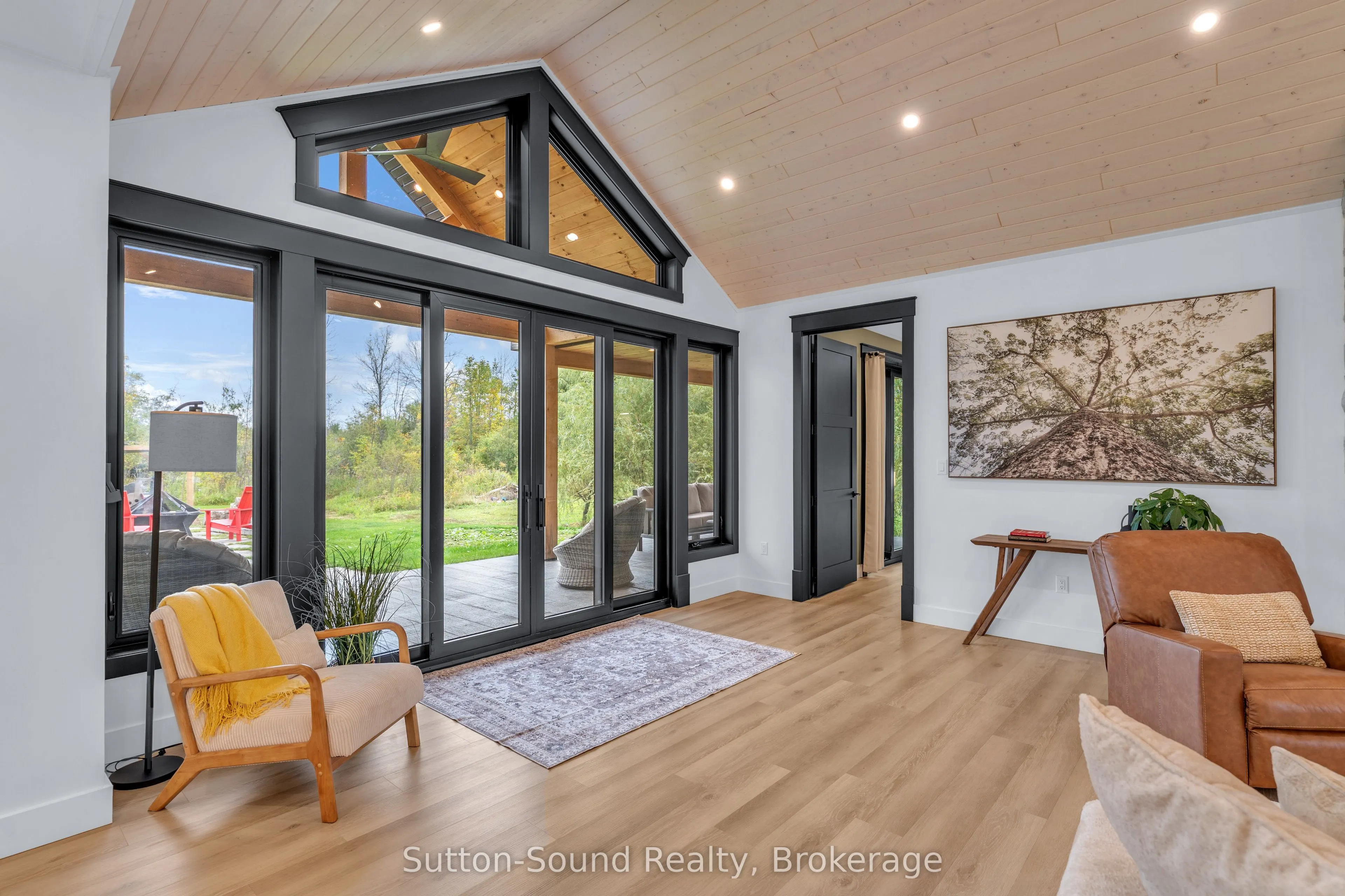 401091 Grey Road 17