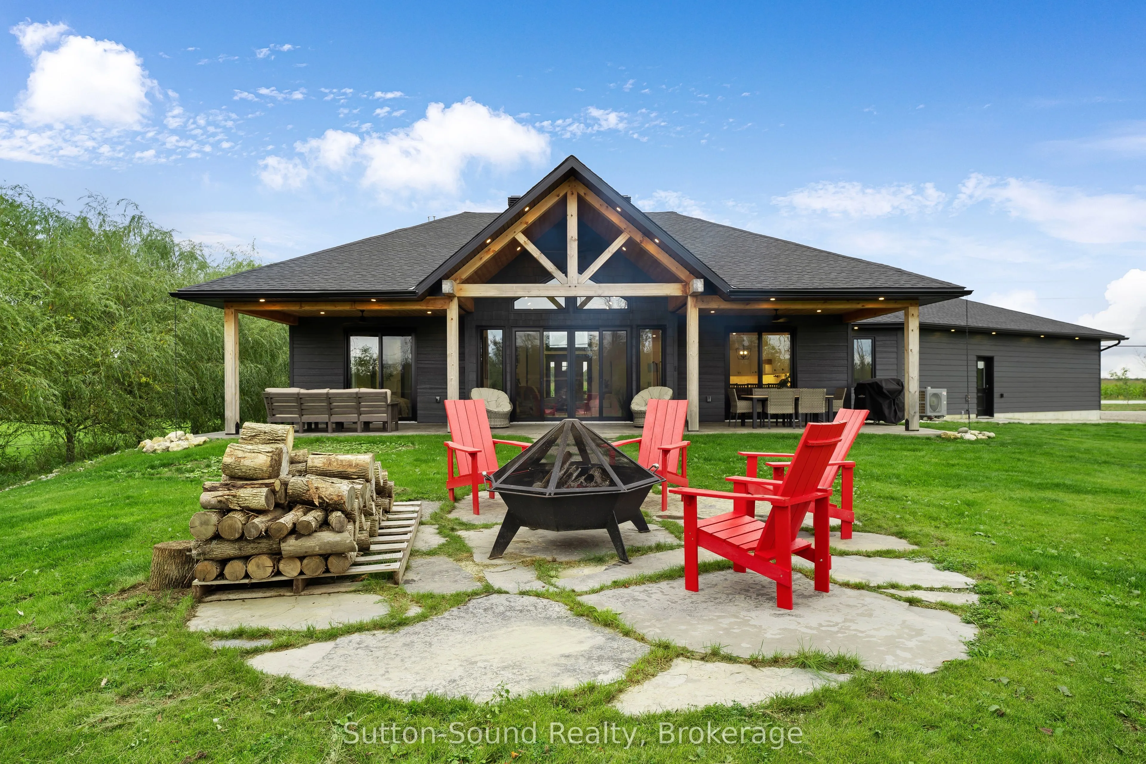 401091 Grey Road 17