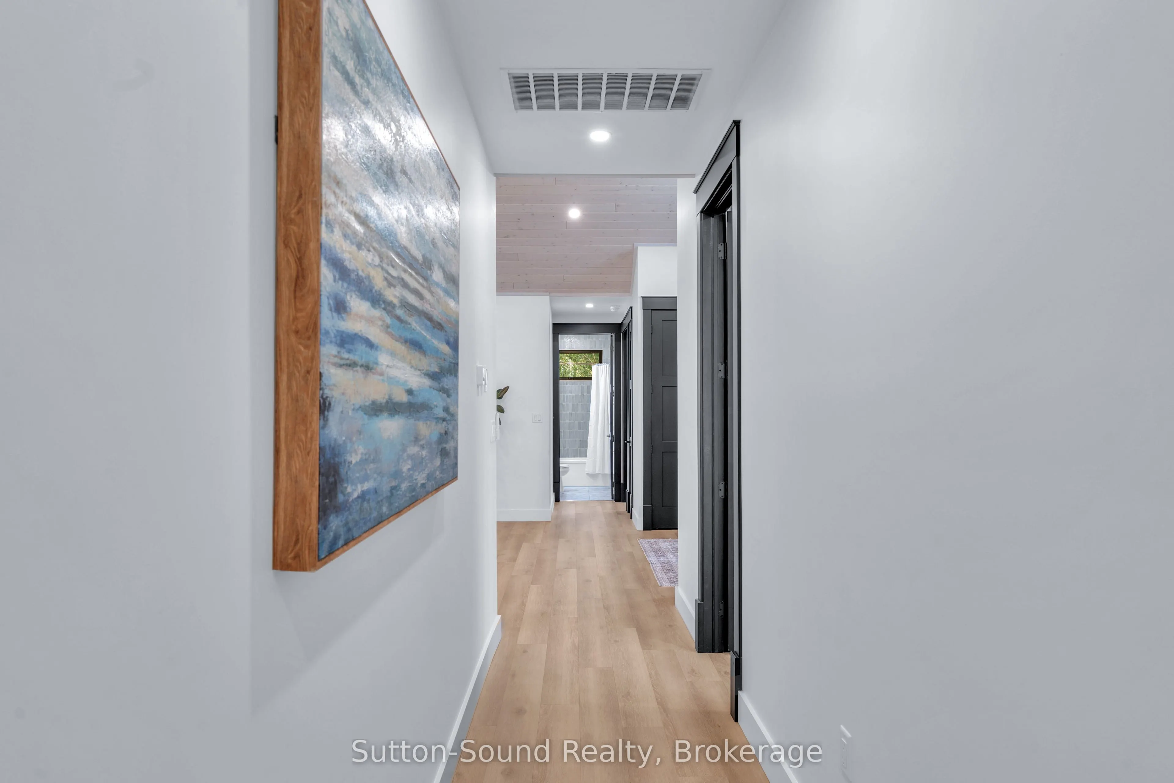 401091 Grey Road 17