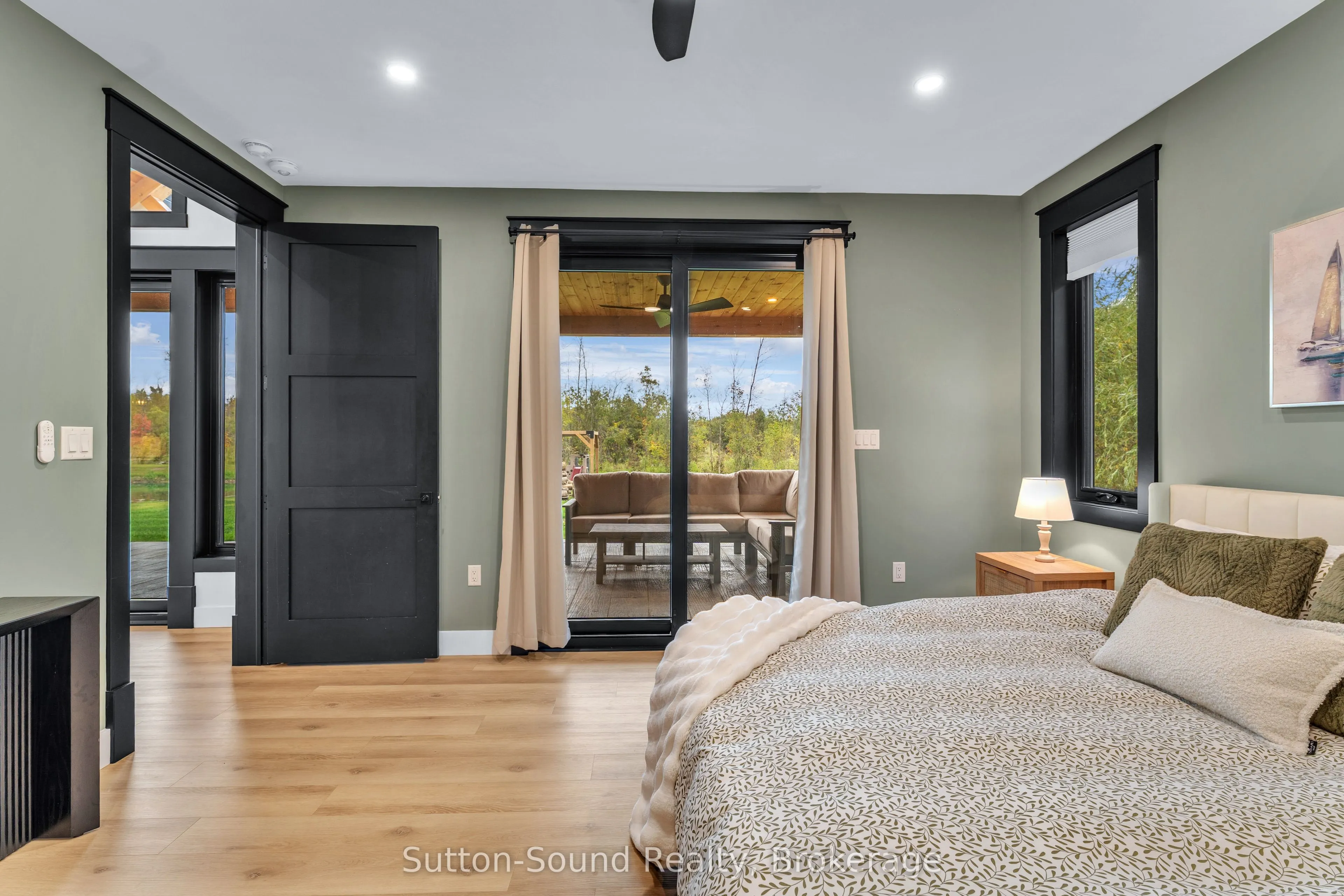 401091 Grey Road 17