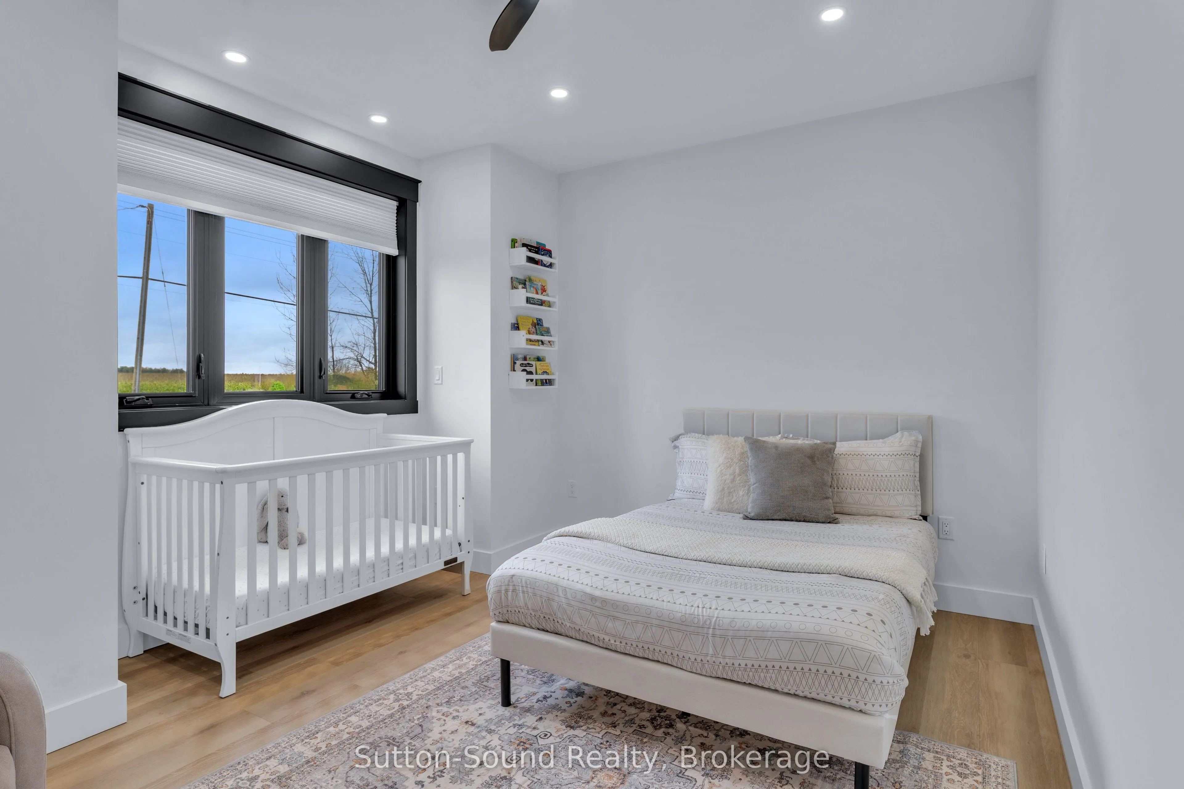 401091 Grey Road 17