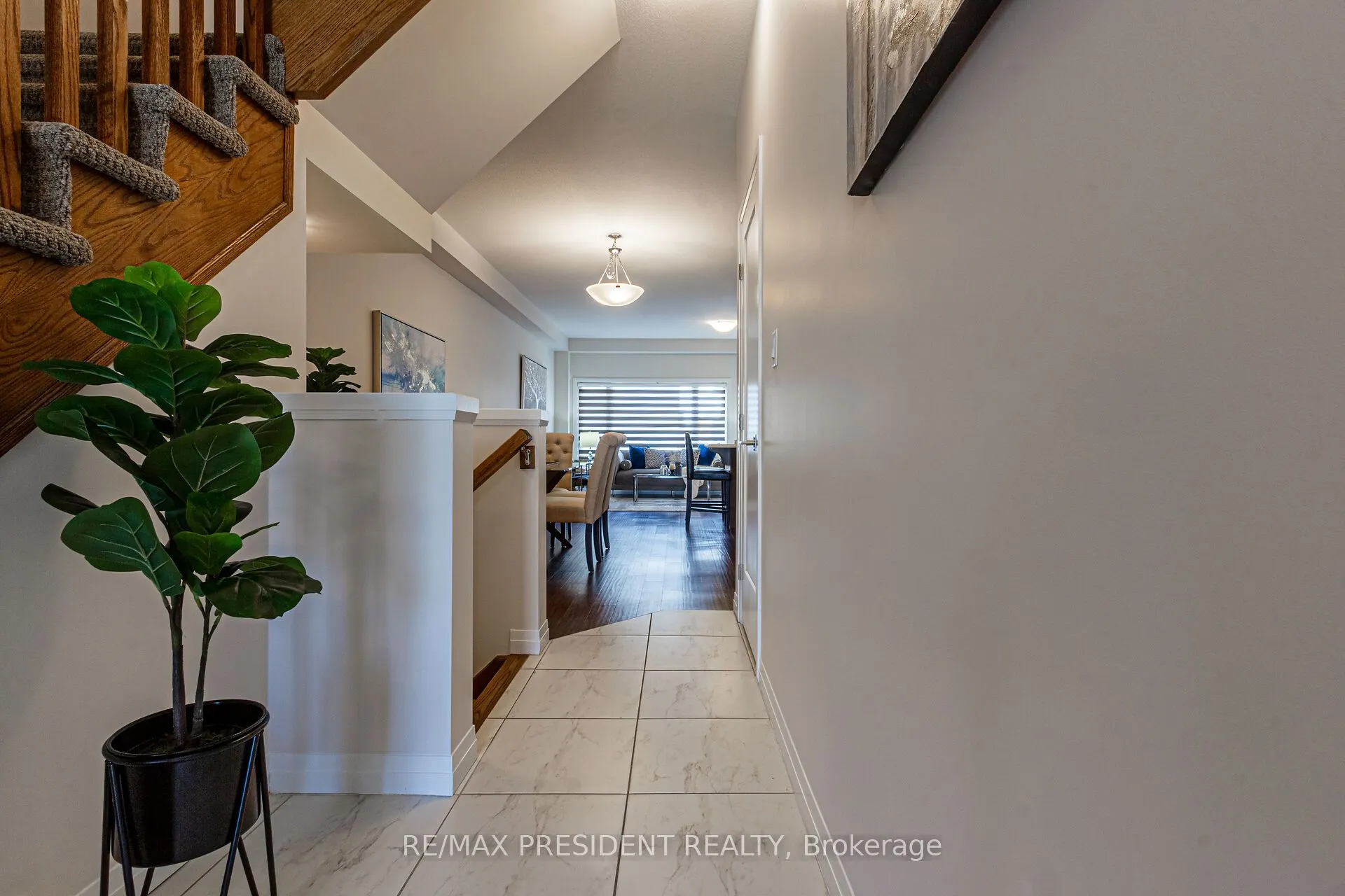 25 Greenwich Avenue