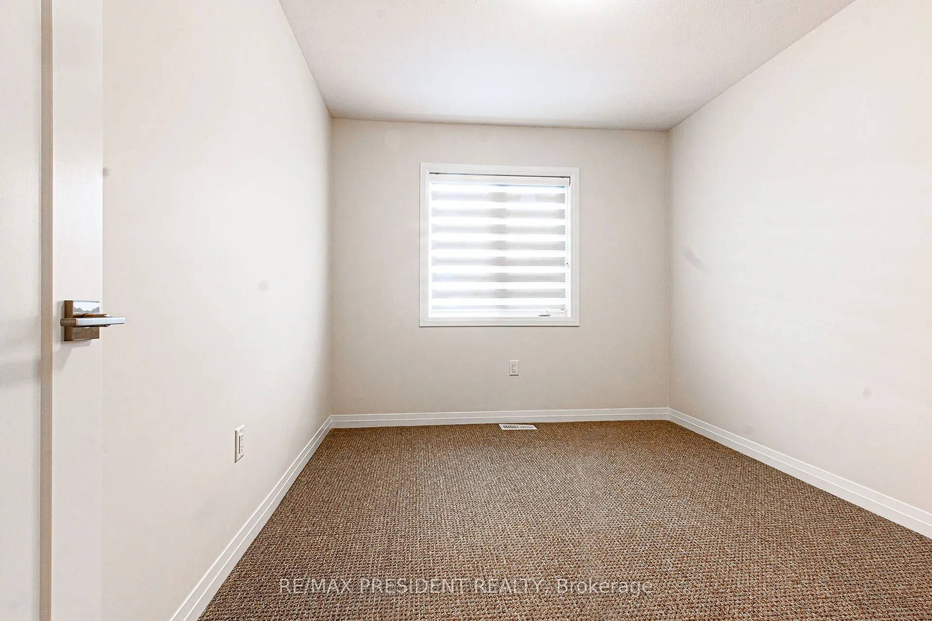 25 Greenwich Avenue