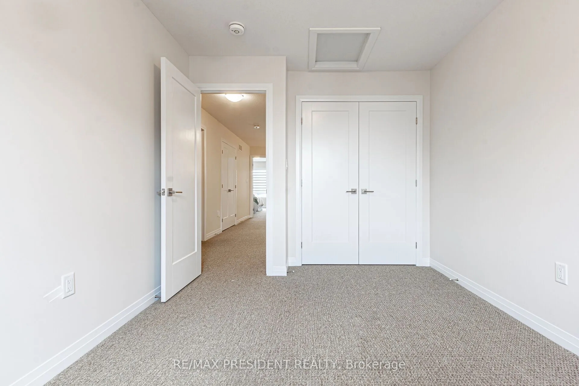 25 Greenwich Avenue