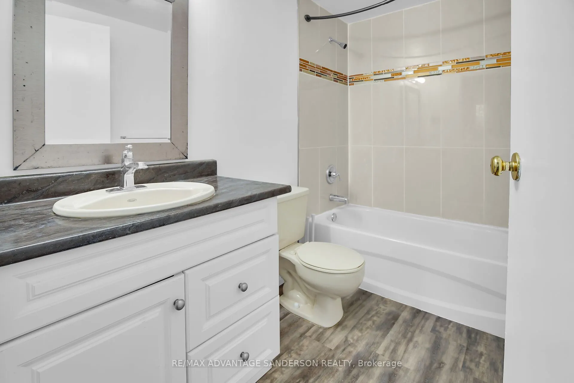 15 Jacksway Crescent, #118