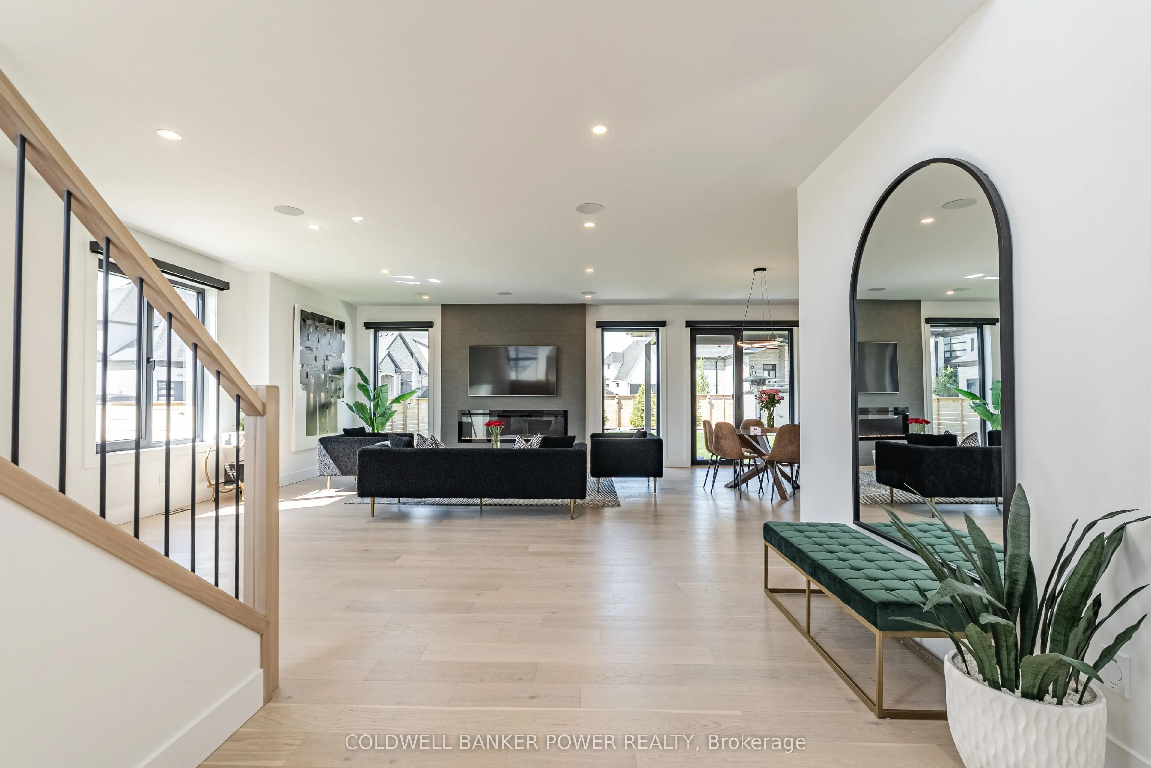 3513 Grand Oak Crossing