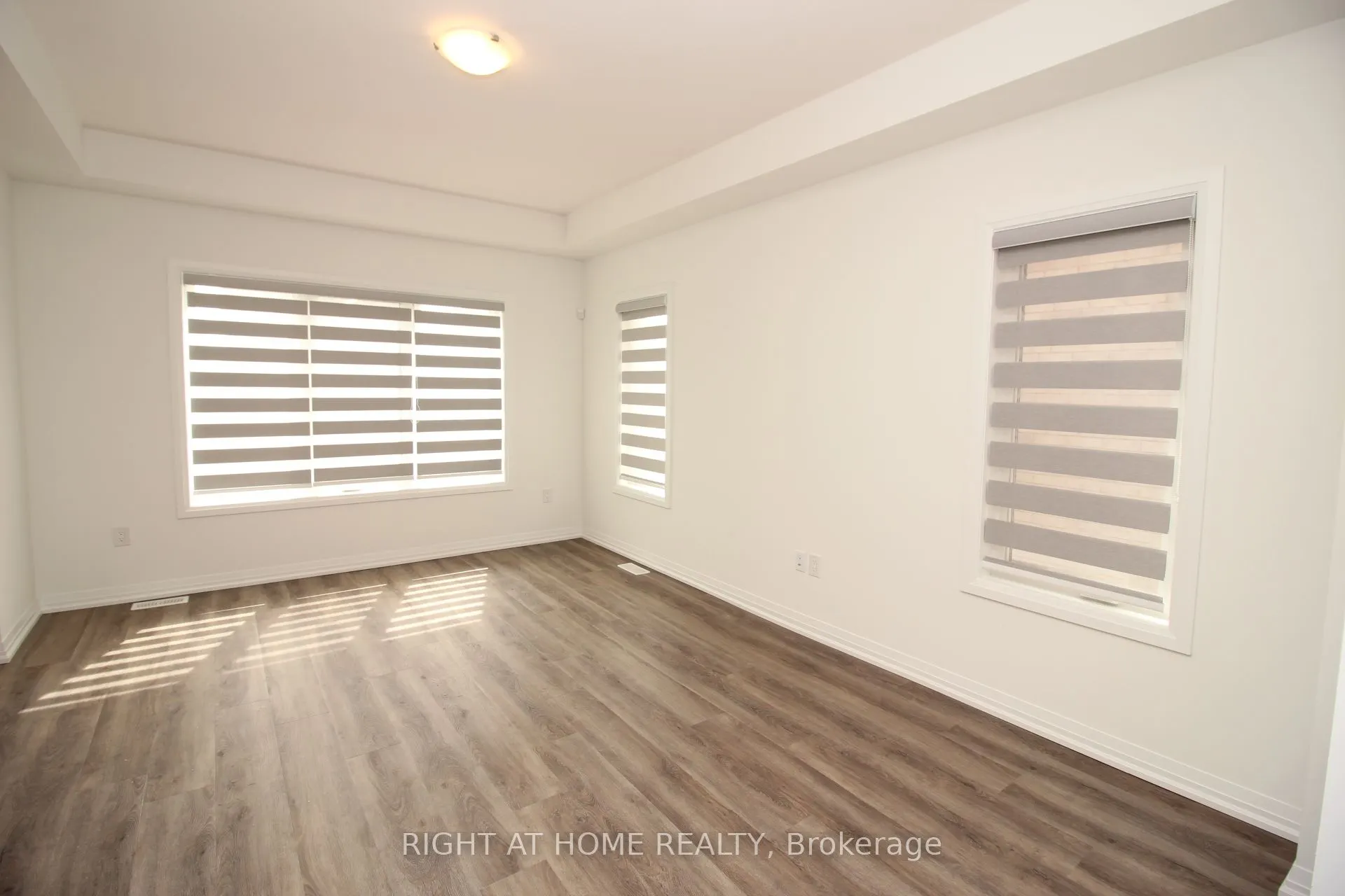 136 Alicia Crescent