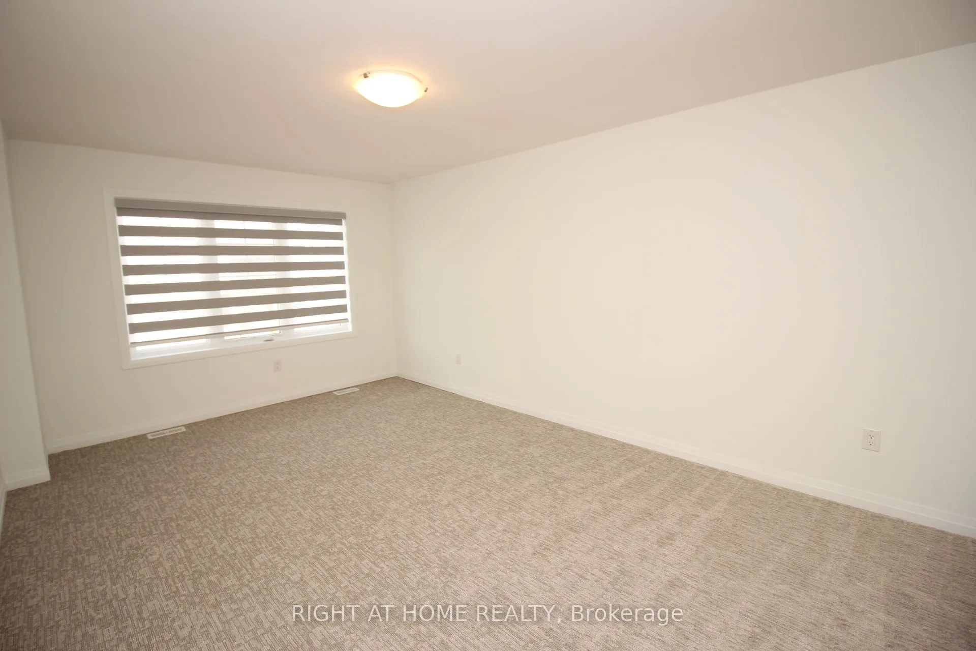 136 Alicia Crescent