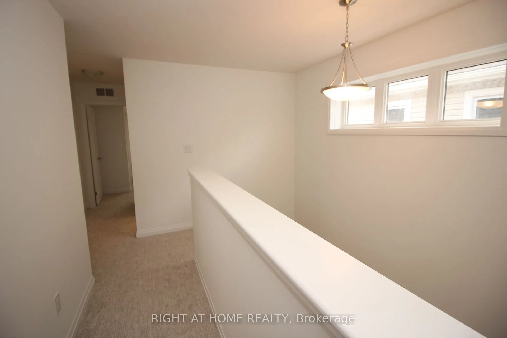 136 Alicia Crescent