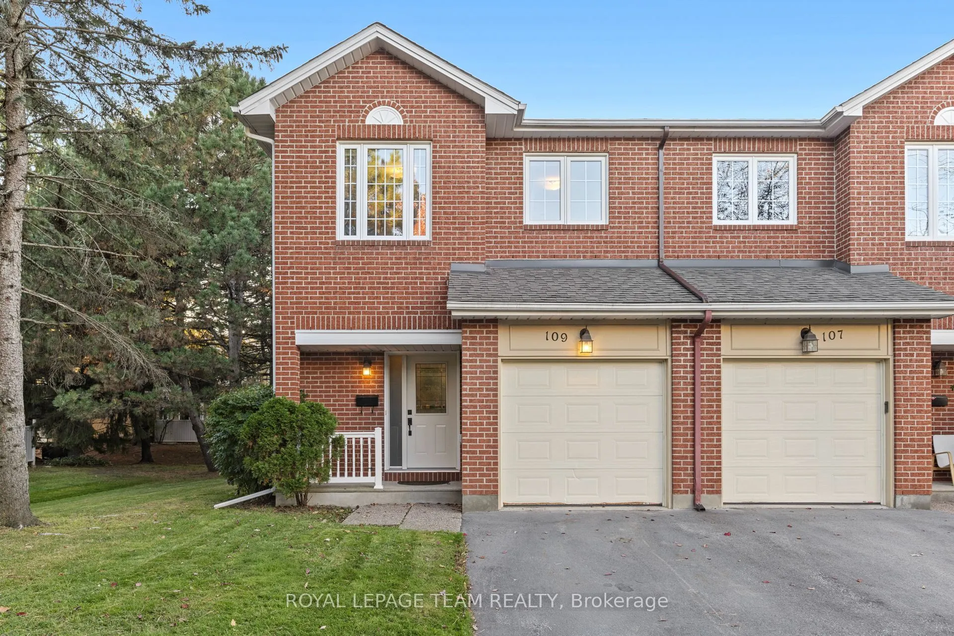 109 Stonebriar Drive, #8
